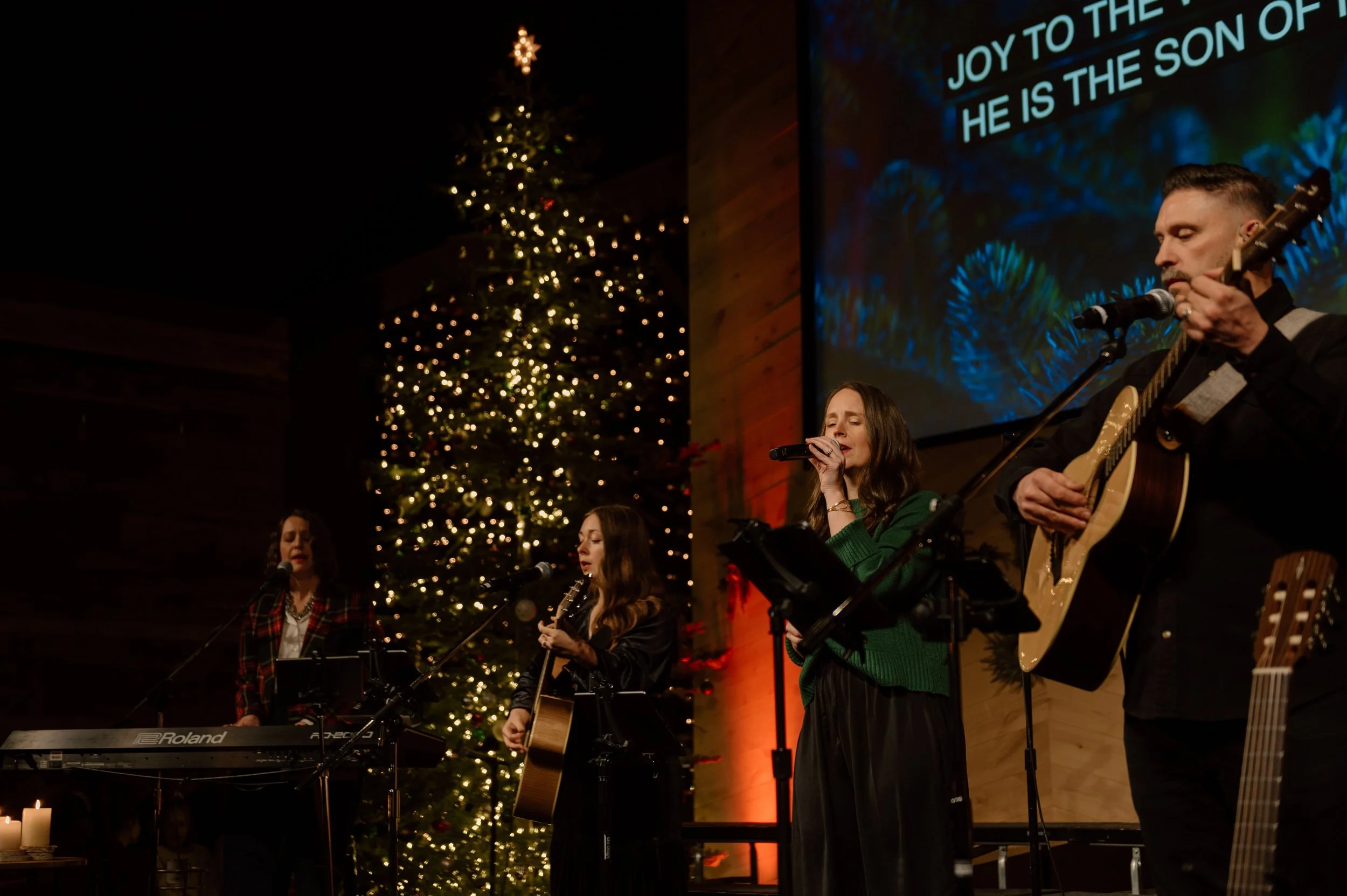 2025 Christmas Eve Services edited-003.jpg