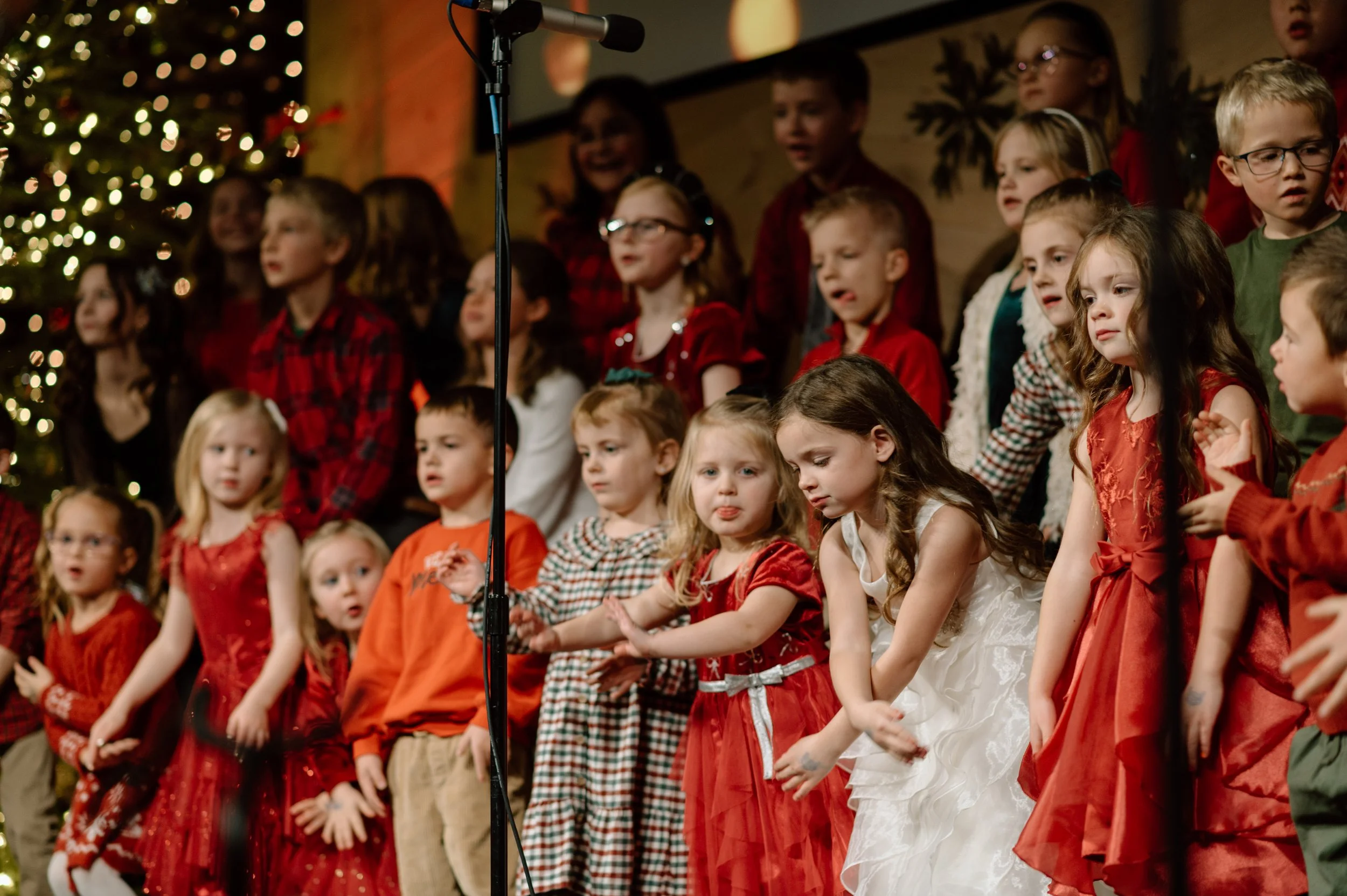 2025 Christmas Eve Services edited-054.jpg