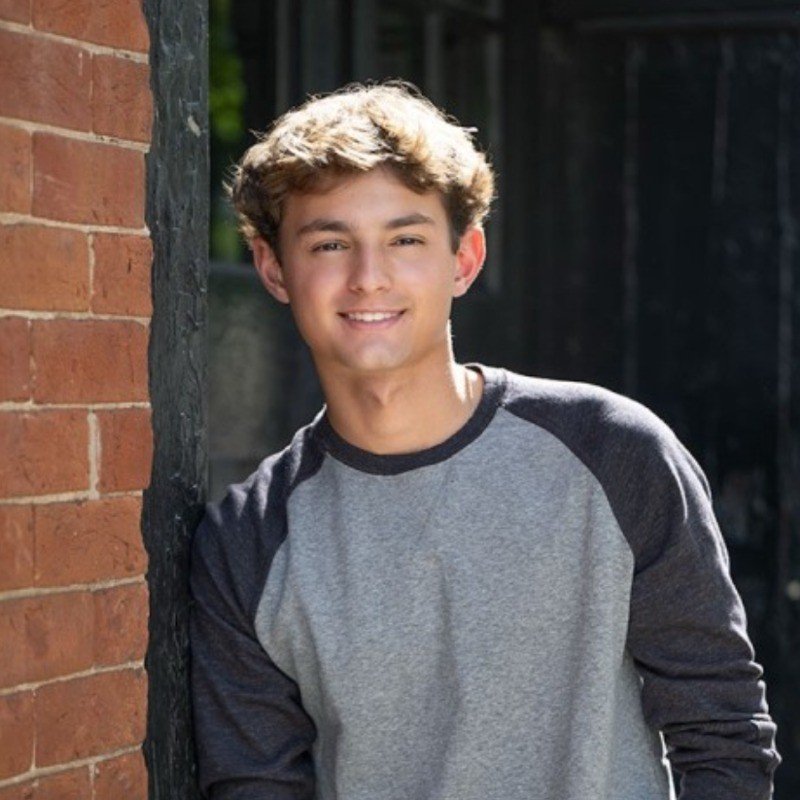 Max Hemstreet

Finance