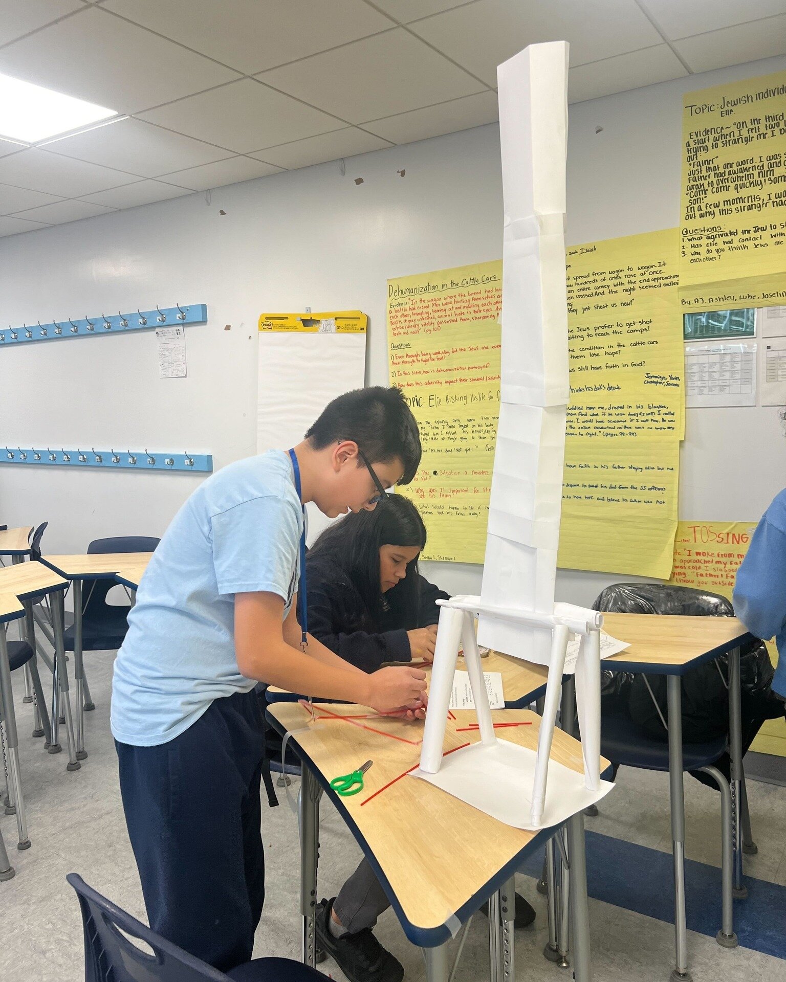 We love a good STEM challenge! Who do you think built the tallest tower with just straws and paper? 👀