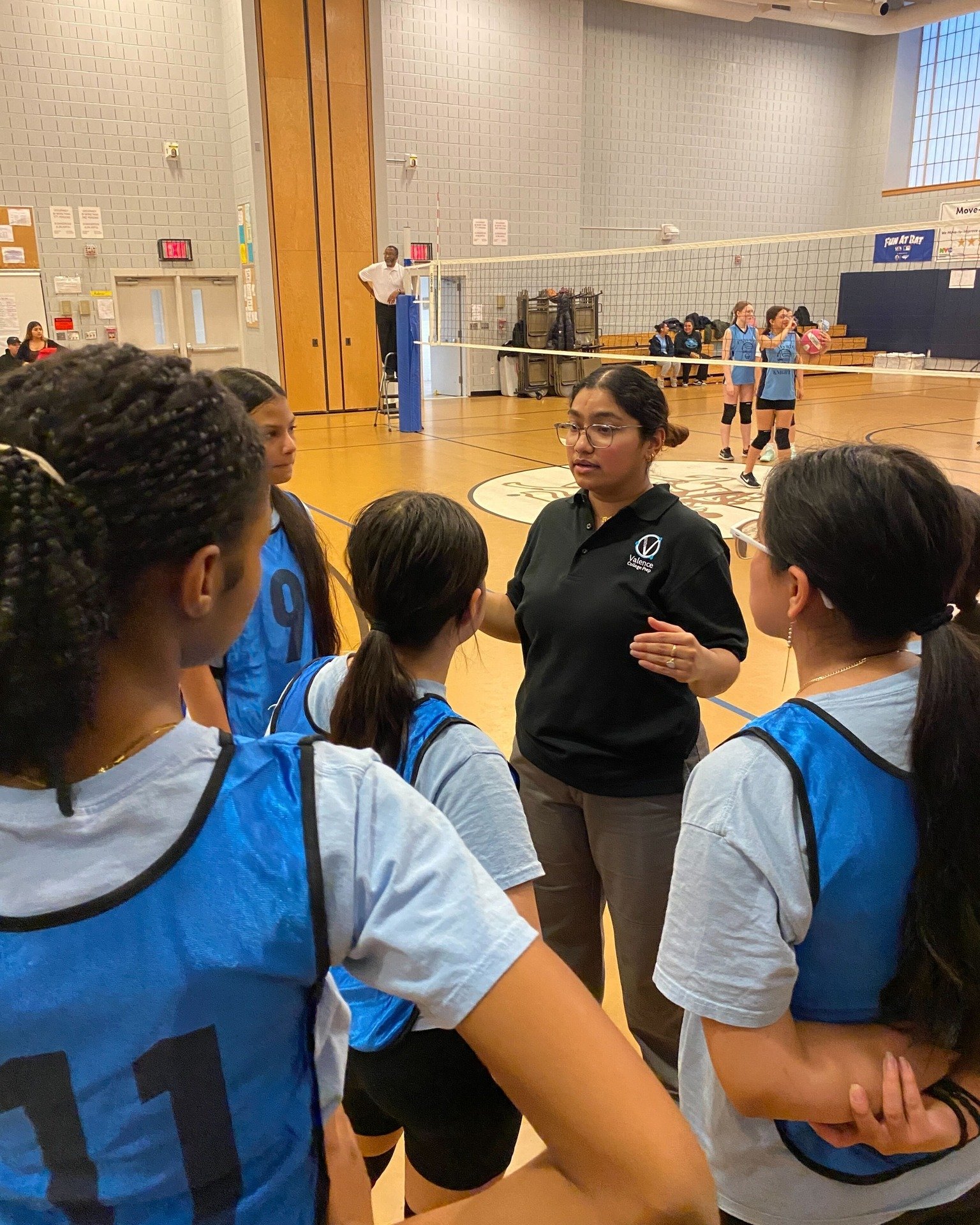 Some mid-game motivation from Coach Rahman! 🏐 #TheVCPStrikers #GirlsVolleyball