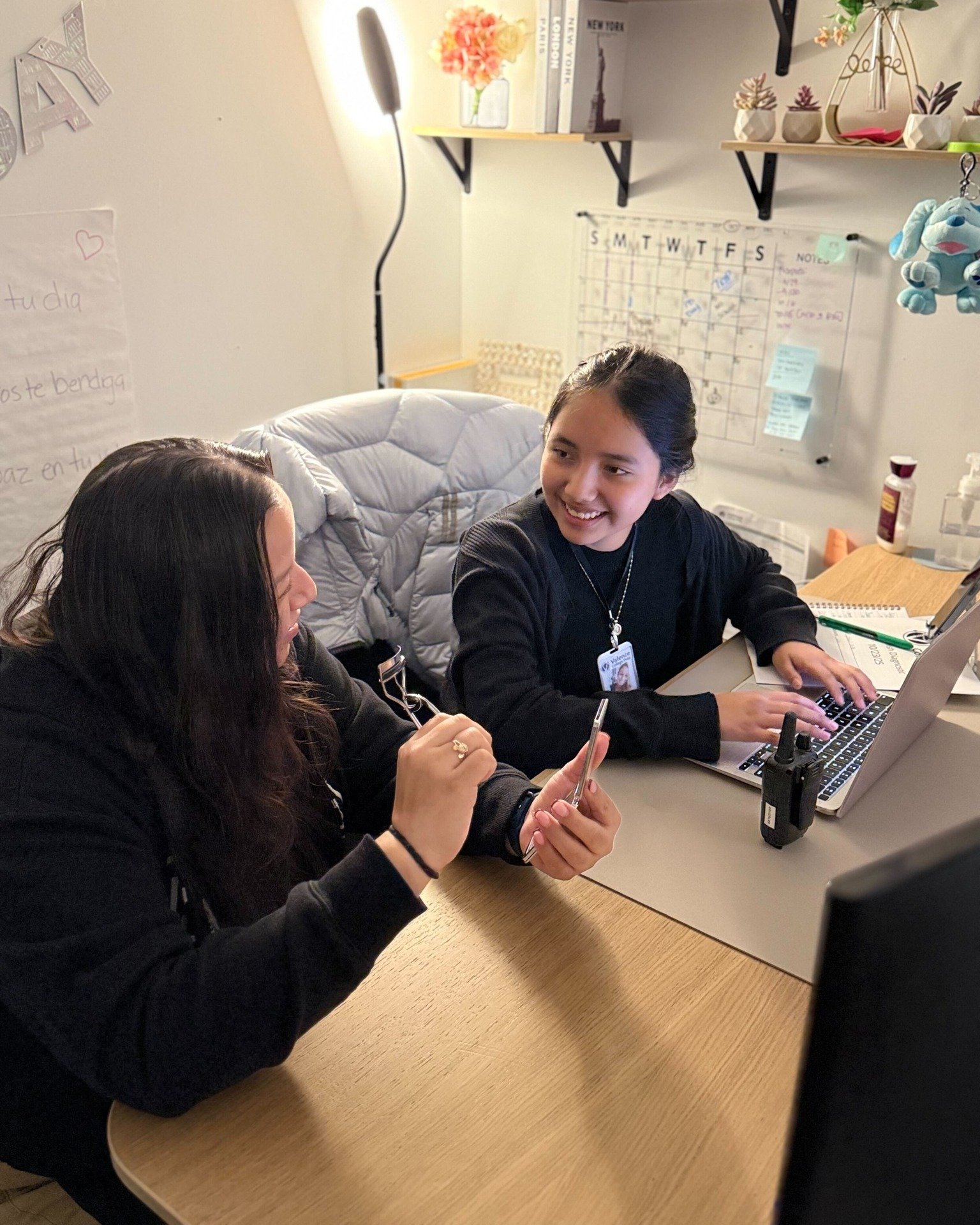 Throwback to Spirit Week last month 👀 The assignment: dress like a teacher. The execution: flawless. 👩🏽&zwj;🏫✨