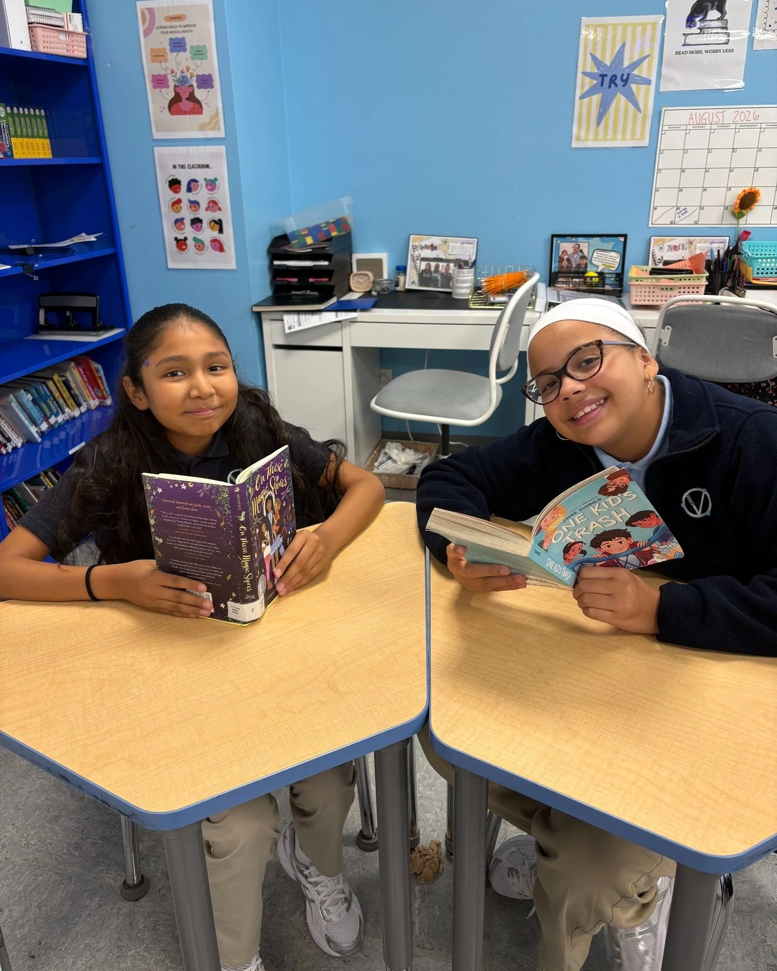 Today's readers = tomorrows leaders 💕📚