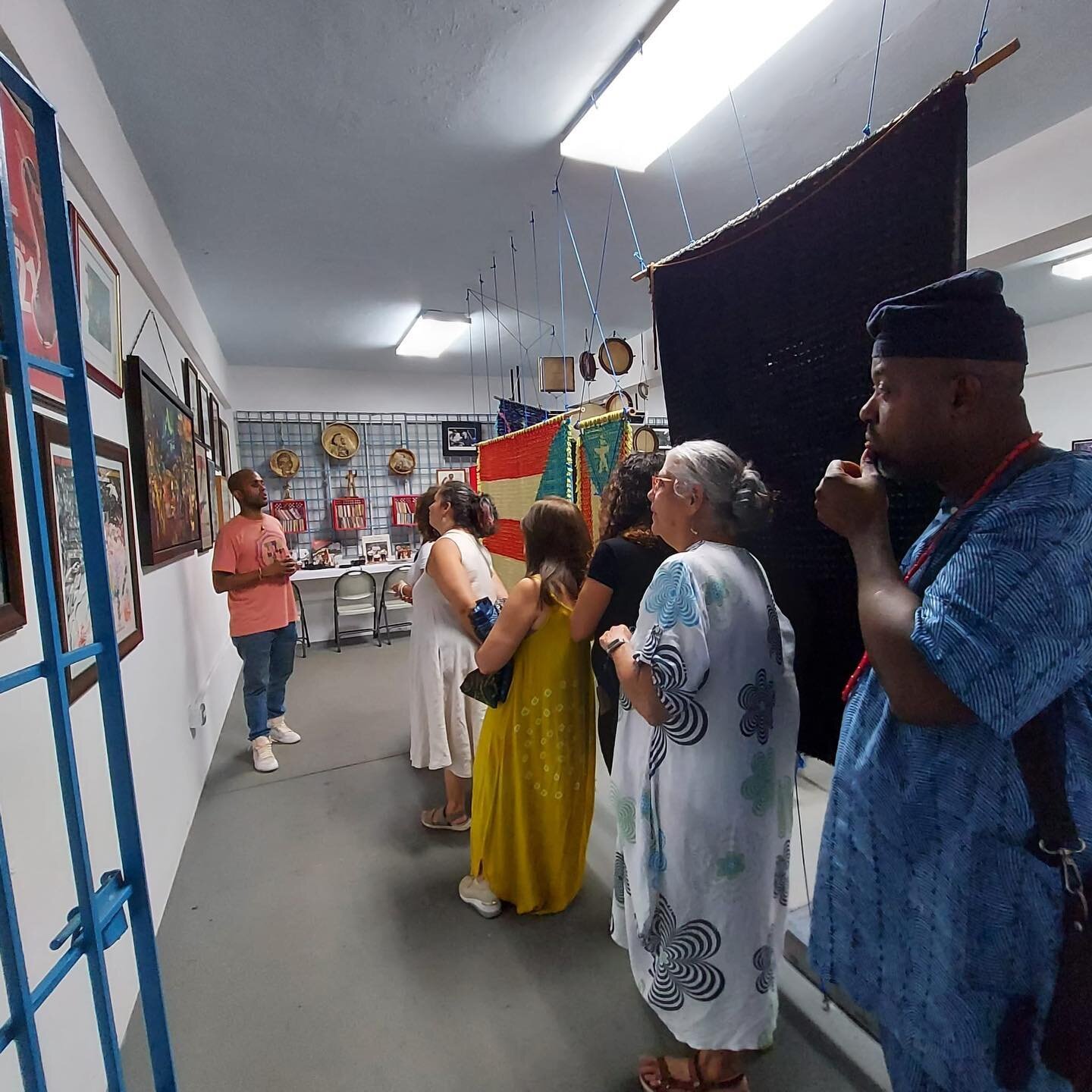 Hoy recibimos en La casa de la plena Tito Matos al artista de textiles nigerianos Gasali Adeyemo. Gracias a la gesti&oacute;n del taller @lacienagapr, otro proyecto de aqu&iacute; de @la_goyco