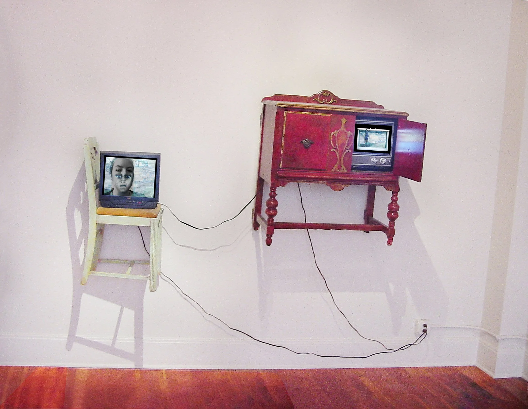 Video Sculptures_Virginia's Moving Blue House