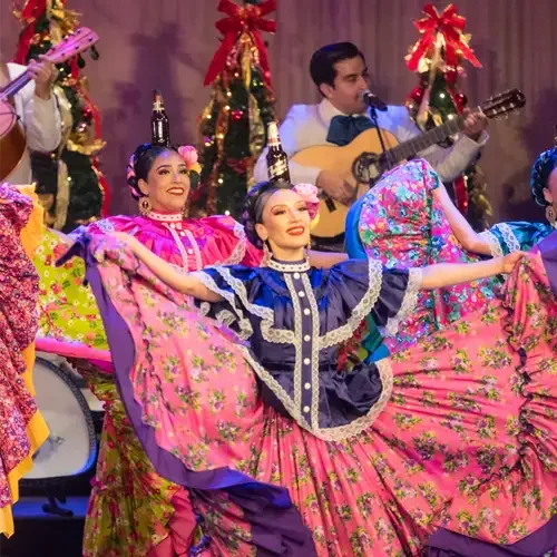 Campana Sobre Campana: Christmas in Mexico!