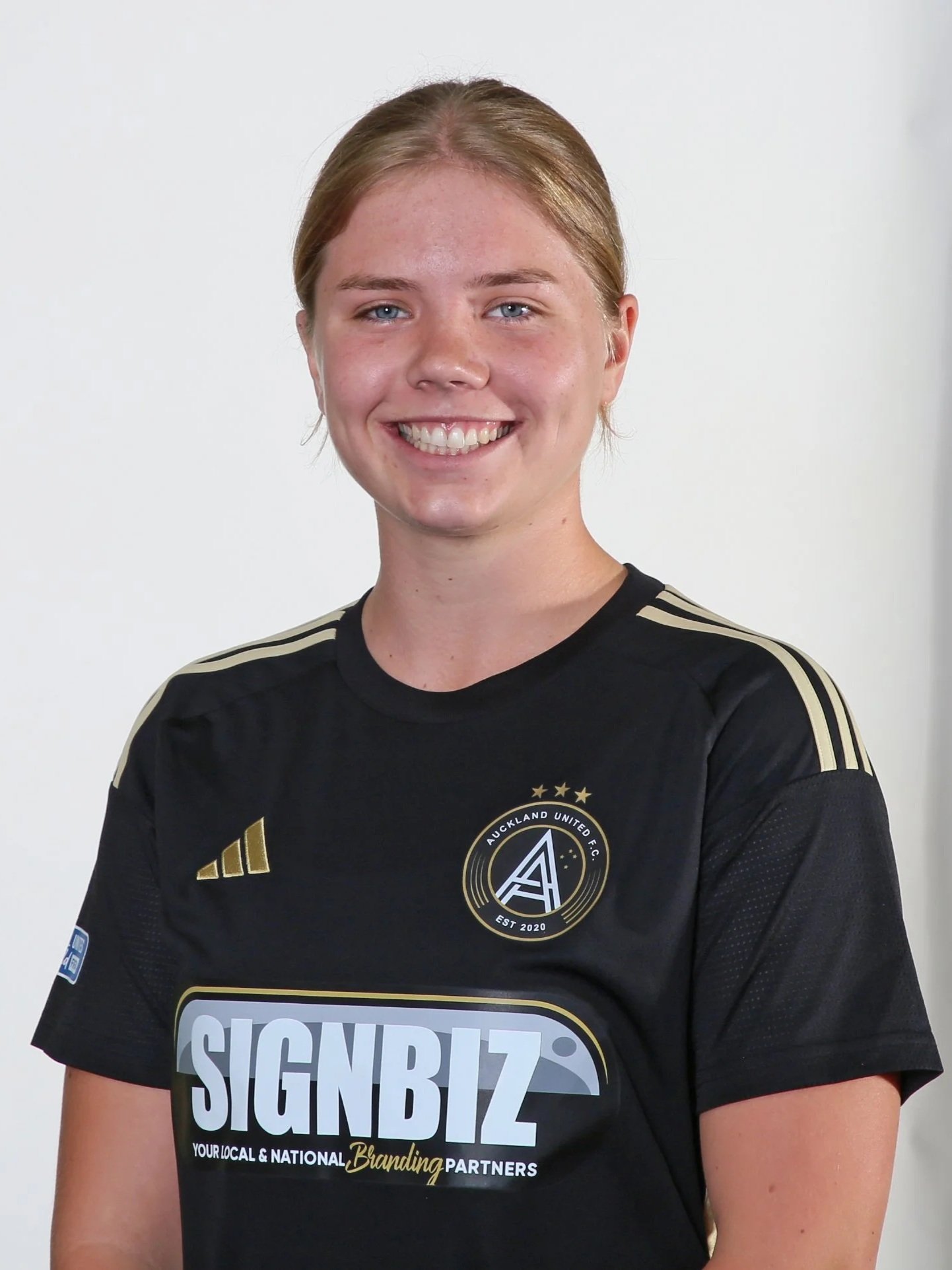 Charlotte Roche AUFC