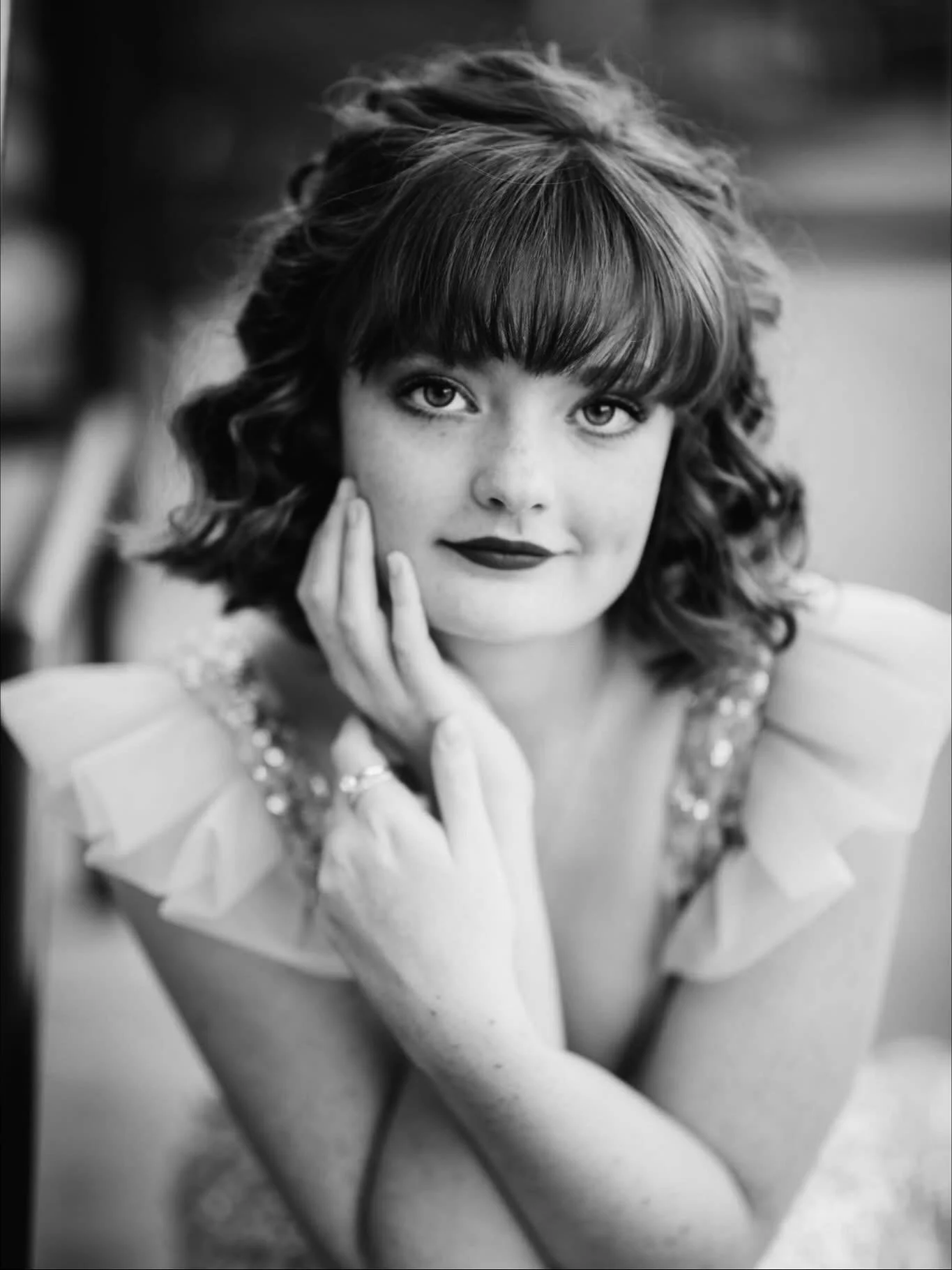 Sharing some of my favorite seniors over the years!💞

The fun aspect to senior sessions is that they can be as creative and unique as the senior wants them to be! Whether that be in a prom dress👗, sports uniform, favorite restaurant or more, the op