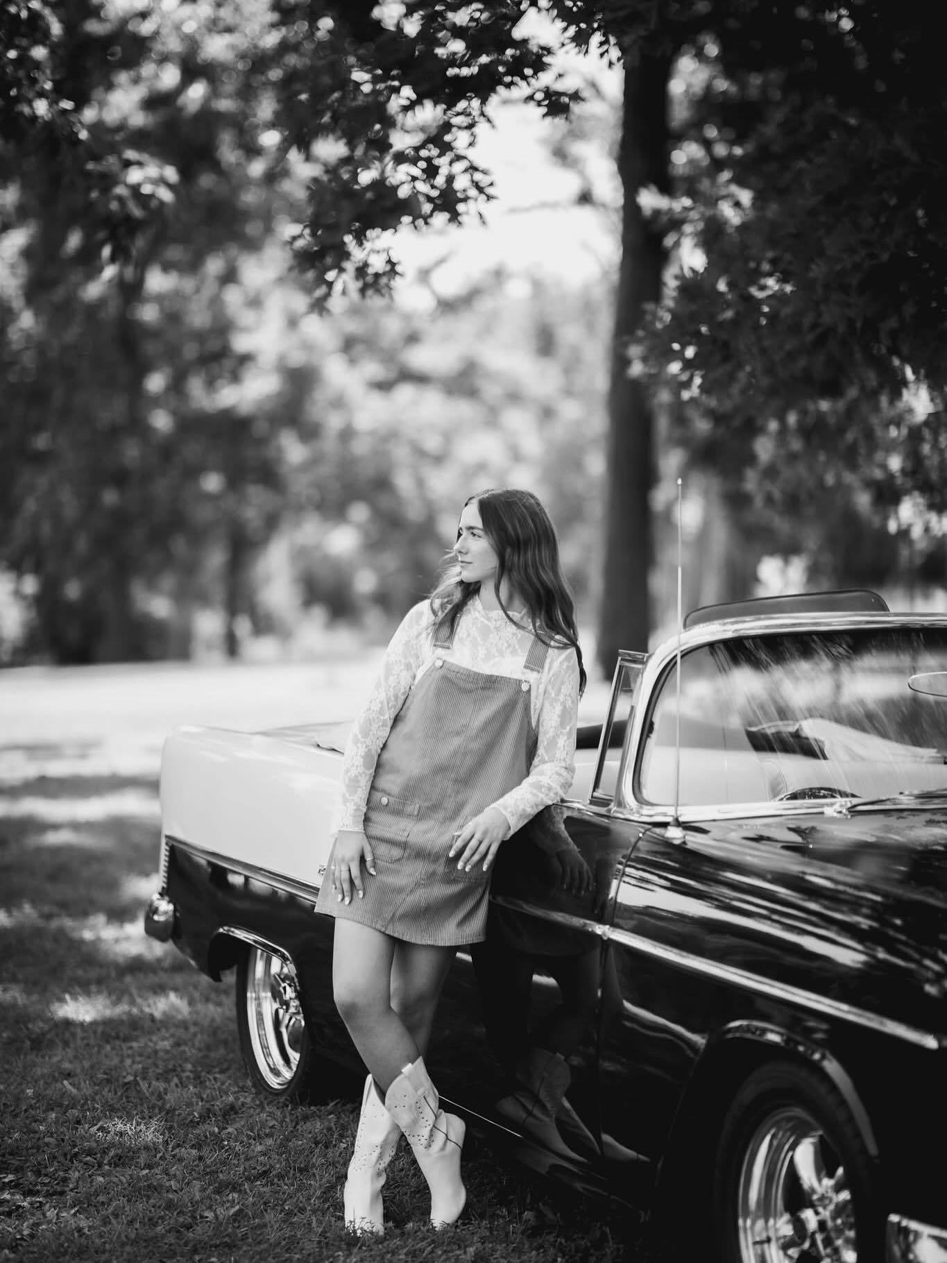 I had the opportunity today to spend time with the Conley family and photograph Liz just before her senior year started 🎓

Her family lives on a beautiful property and has the most stunning red car that was completely rebuilt. We were able to use it