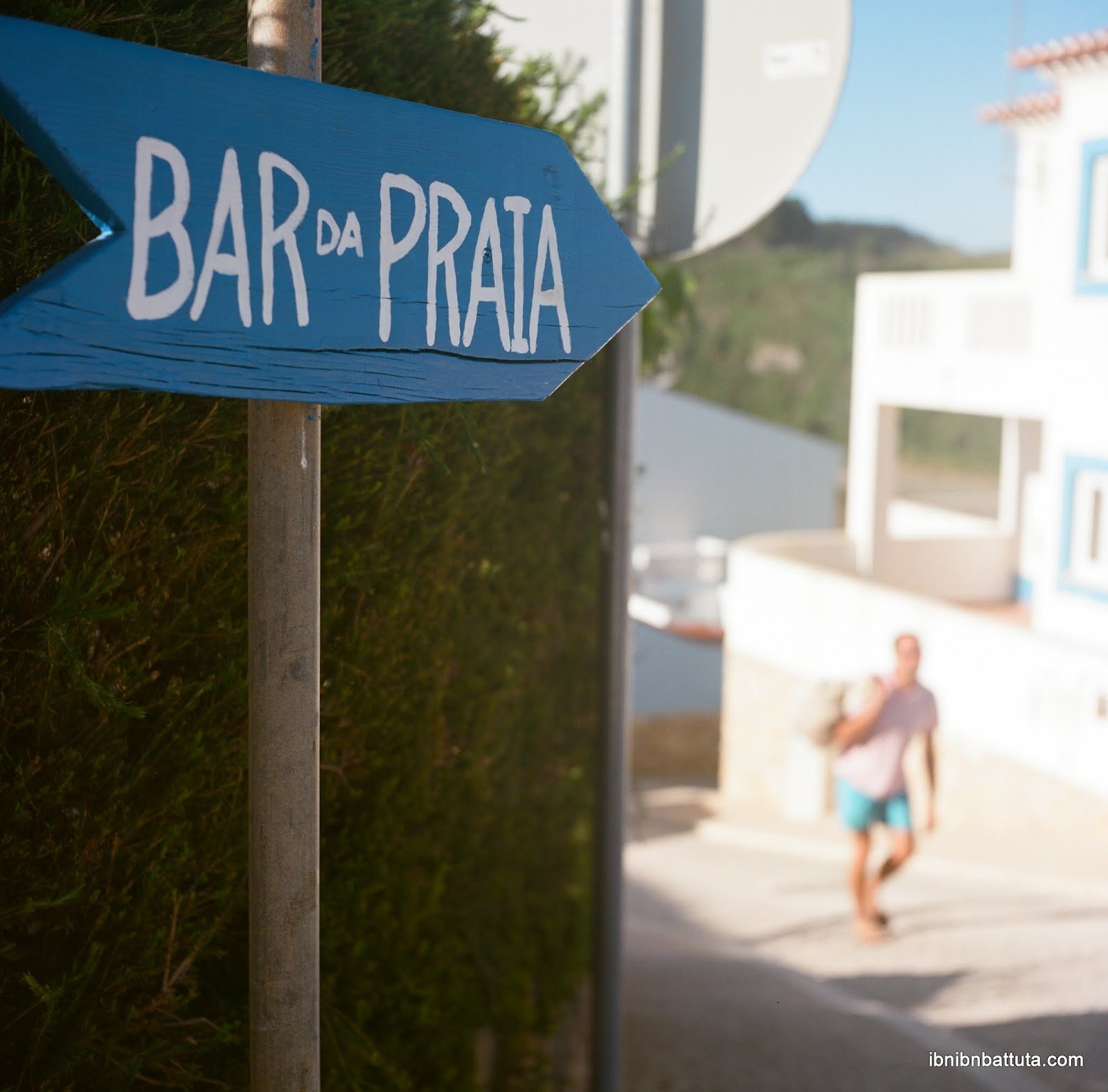  Pro tip: Learning to ask for the  bar da praia  will significantly improve your next Portuguese beach trip. 