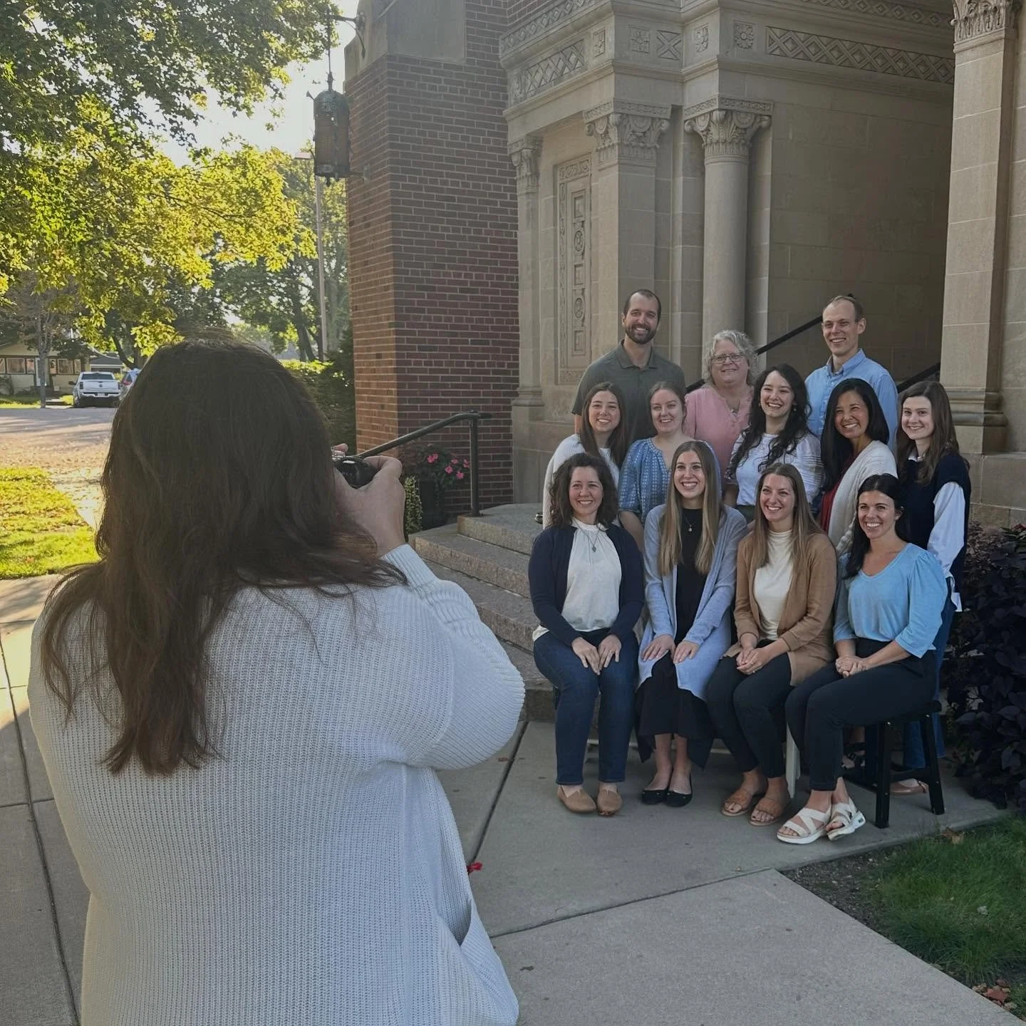 It’s picture day! 📸
Eternally grateful for such a faithful, caring (& photogenic) team at the Martin Center for Integration ❤️
#pictureday #pictureofapicture #meta