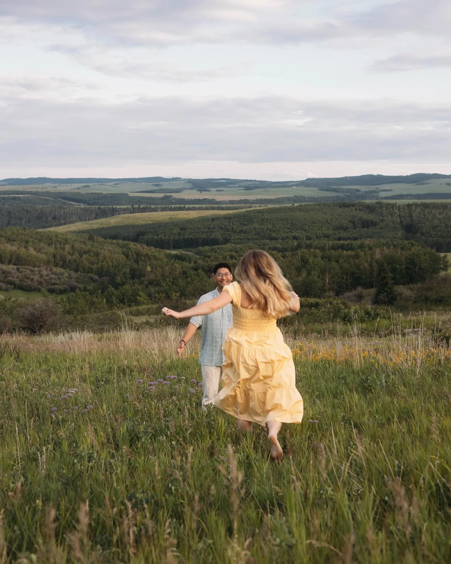 A love that lasts&hellip; I couldn&rsquo;t have pictured it better myself ❤️
#portraitphotography #yycliving #calgaryphotographer #weddingphotography #yycphotographer #yycphotography #yycportraits