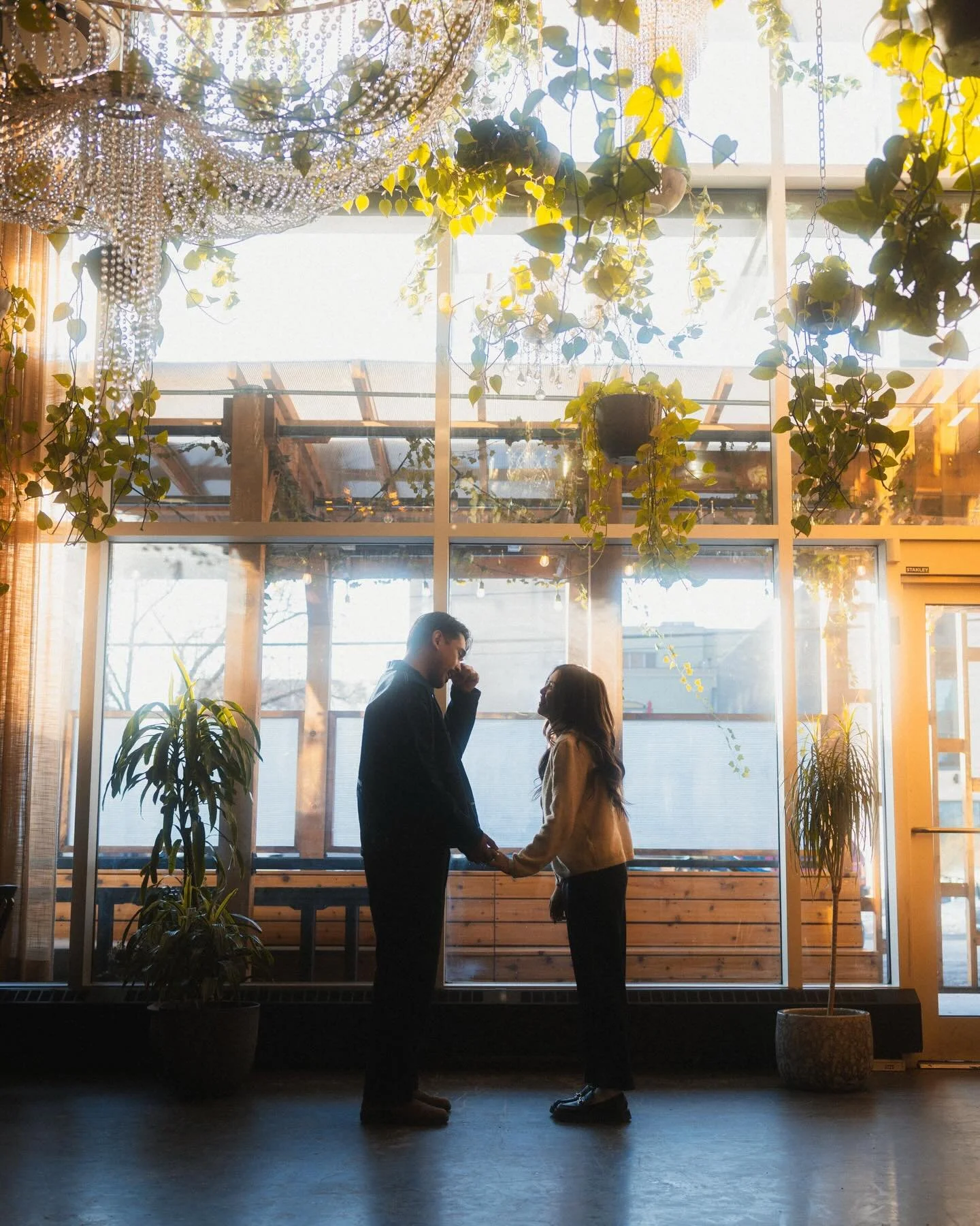 Ending this year grateful for all the shoots I got to do. Now I&rsquo;m excited and motivated to take part in more love stories like these 🥹😍💍 Happy New Year everyone!!!