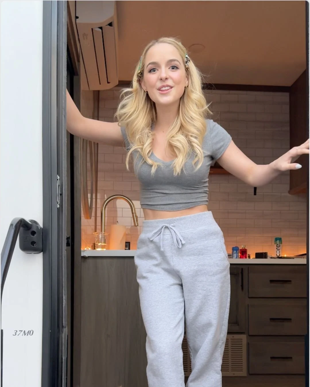 Regretting You WDR 23.jpg