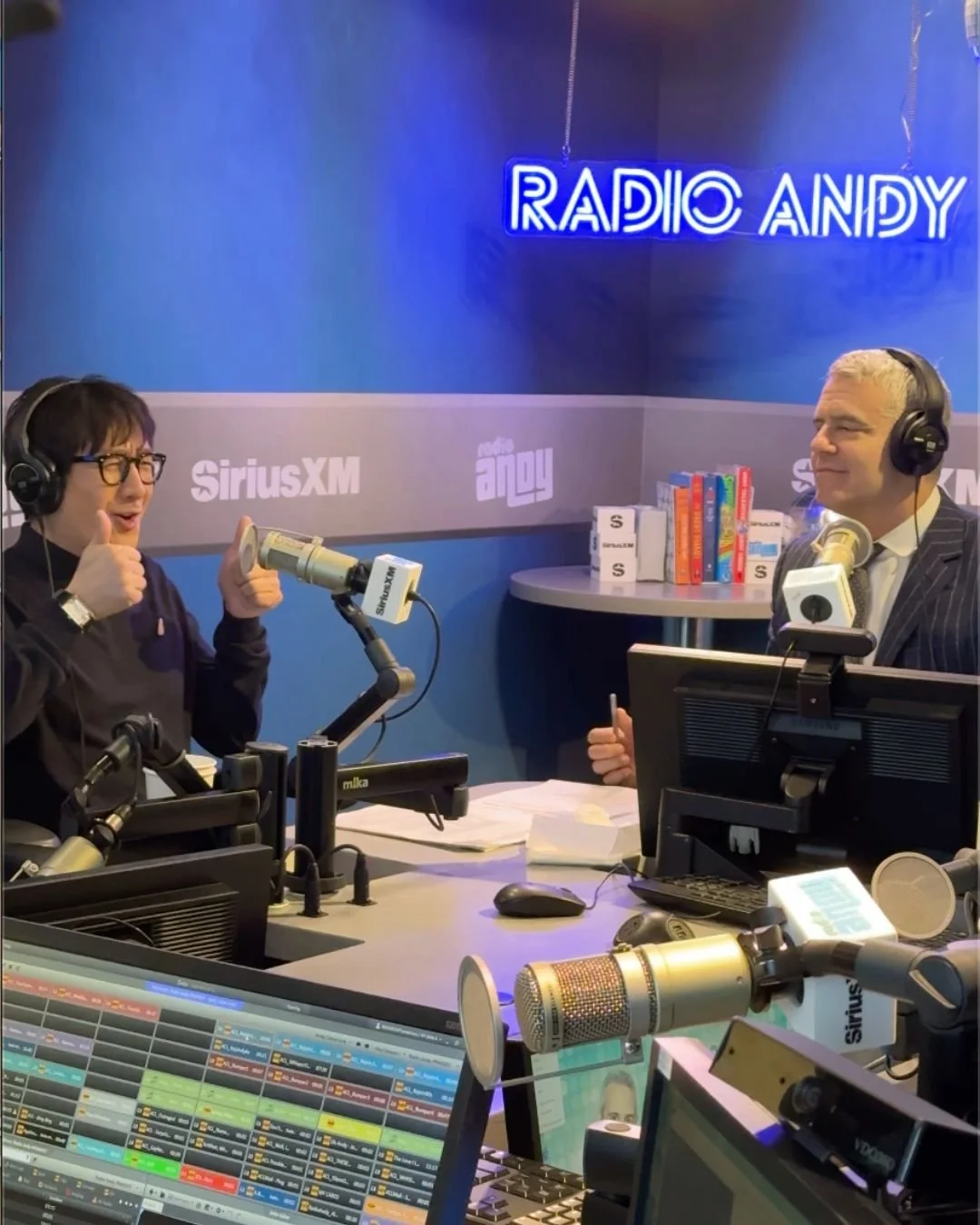 Love Hurts WDR 22.jpg