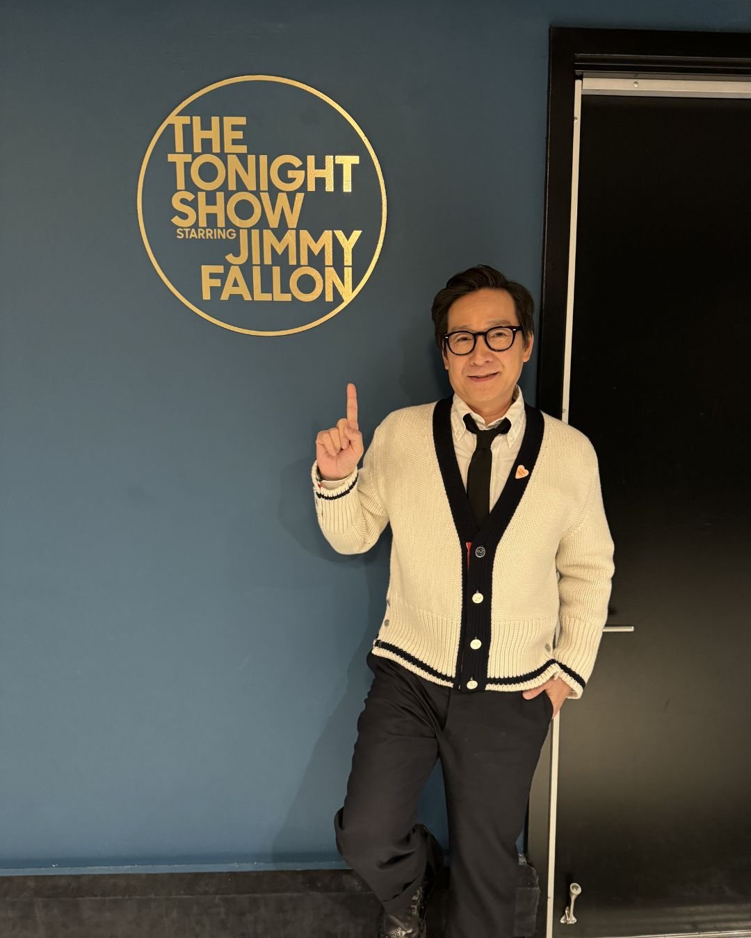 Love Hurts WDR 25.jpg