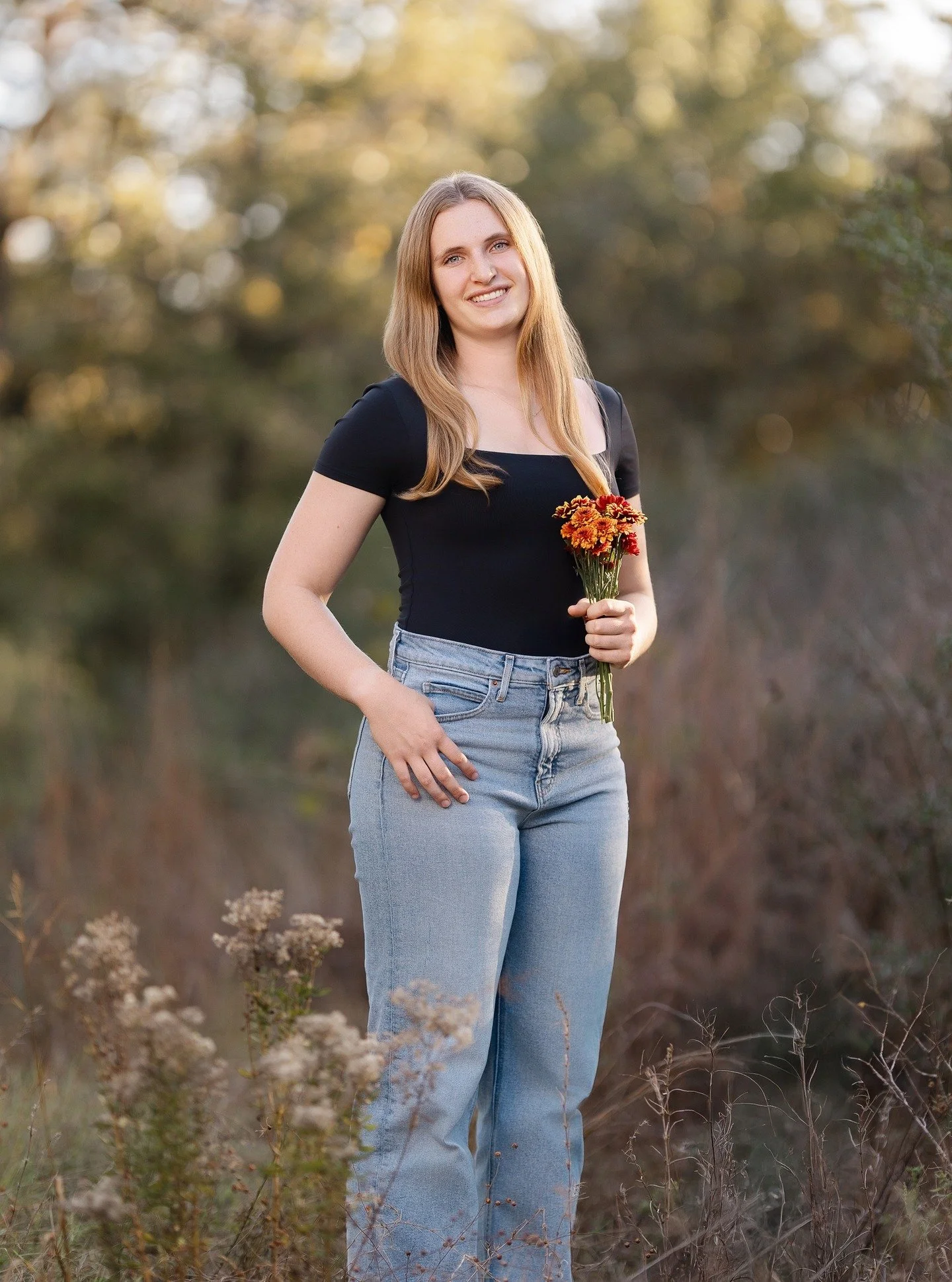 It's gallery delivery day! Scroll through to see before and after. 

Have you ever wondered how photographers pick their locations? Sophie wanted a natural location with fields and Lick Creek Park delivered. Before your session, I scout out my exact 