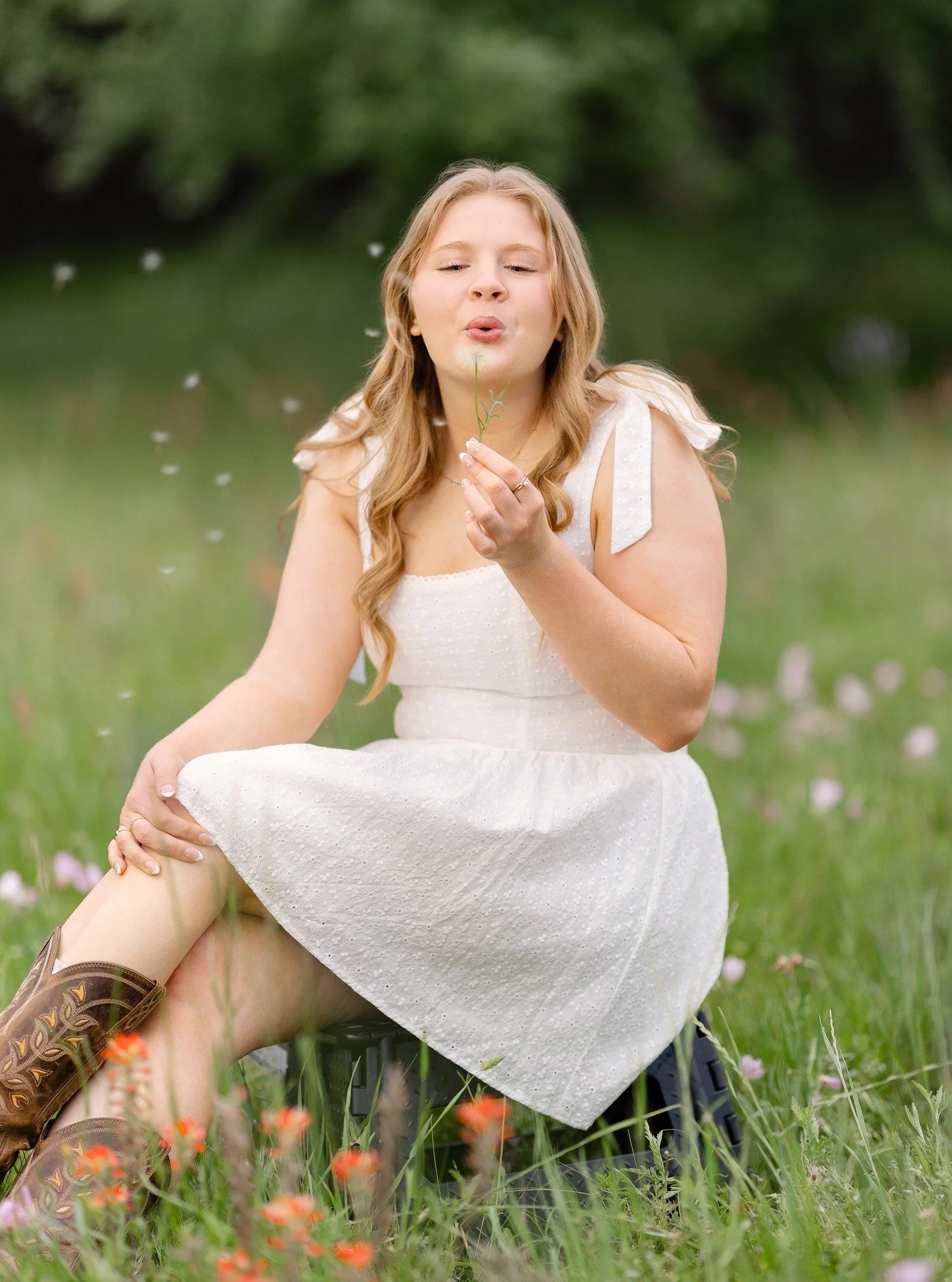 Well, hello Instagram! It was nice going IG lite during Lent, but it's time to share some of my favorites over the last few weeks. First up, one of my favorite Class of 2026 Seniors came with all of her goodness, beauty, and amazing strength. 

Every