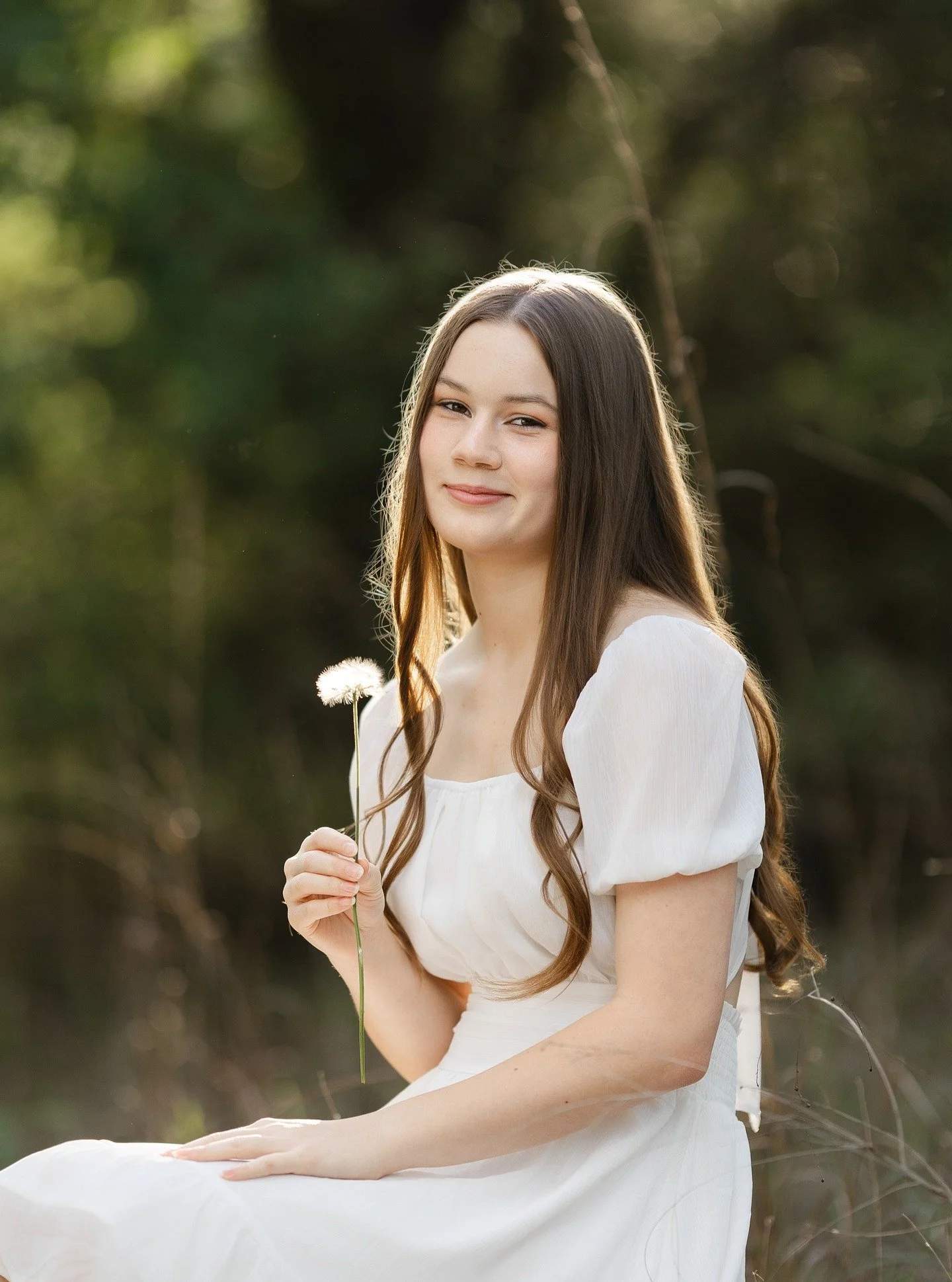&ldquo;I want people to see strength within themselves.&rdquo; -Te Manaia Jennings 

📸

I am still getting requests for Class of 2026, but it's slowly winding down. I just loved this session with this beautiful CSHS grad in beautiful light. She's go
