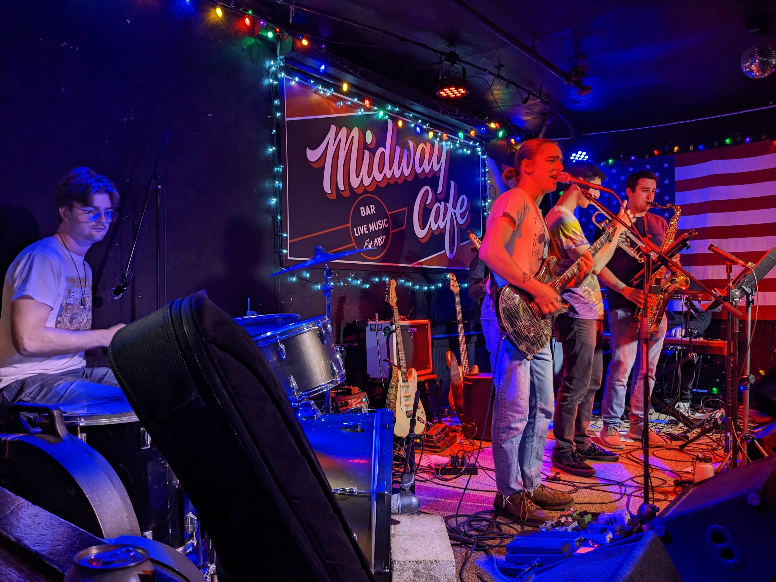 230401-live-review-midway-cafe-david-rubin-band (4).jpg
