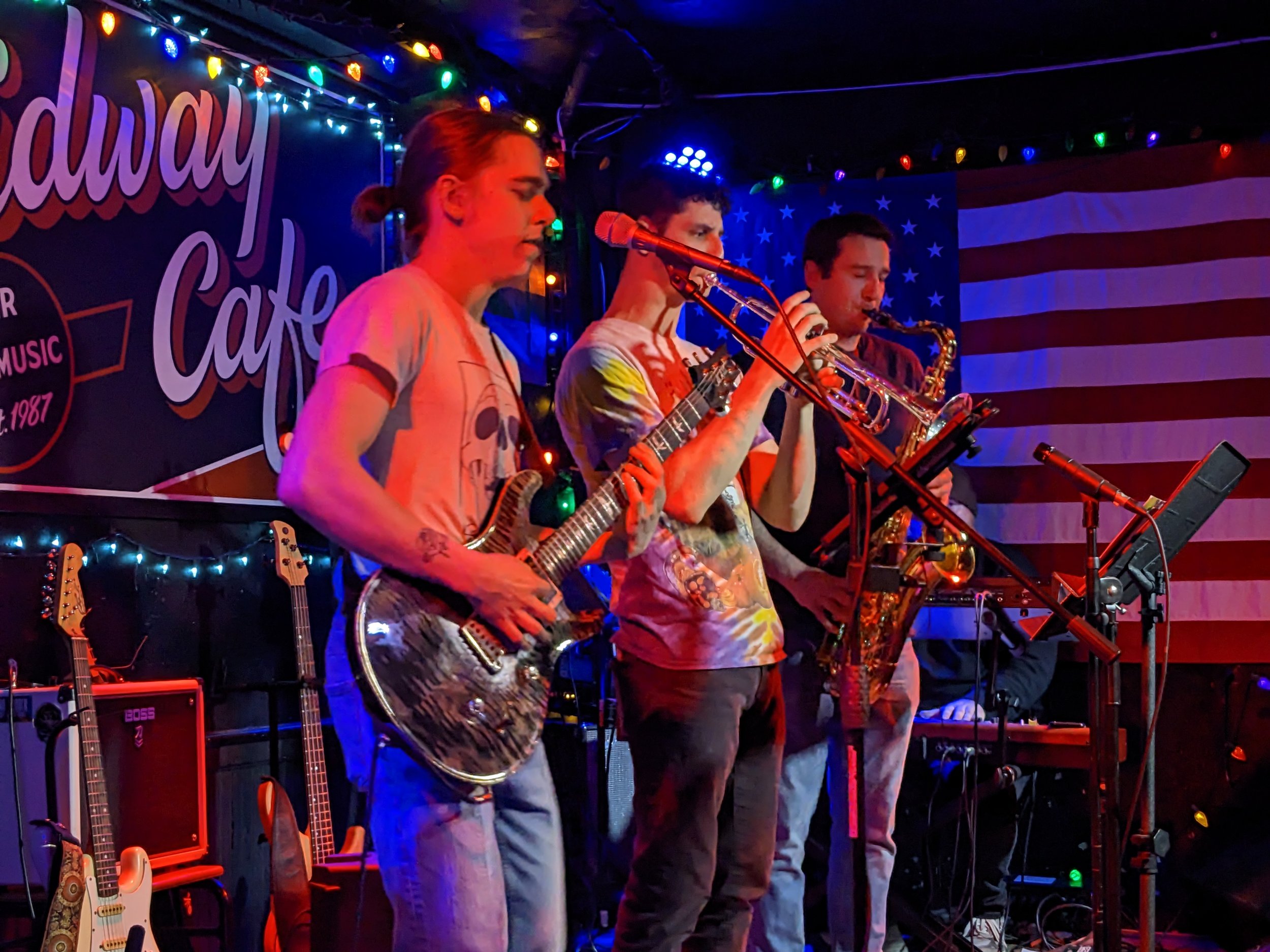 230401-live-review-midway-cafe-david-rubin-band (5).jpg