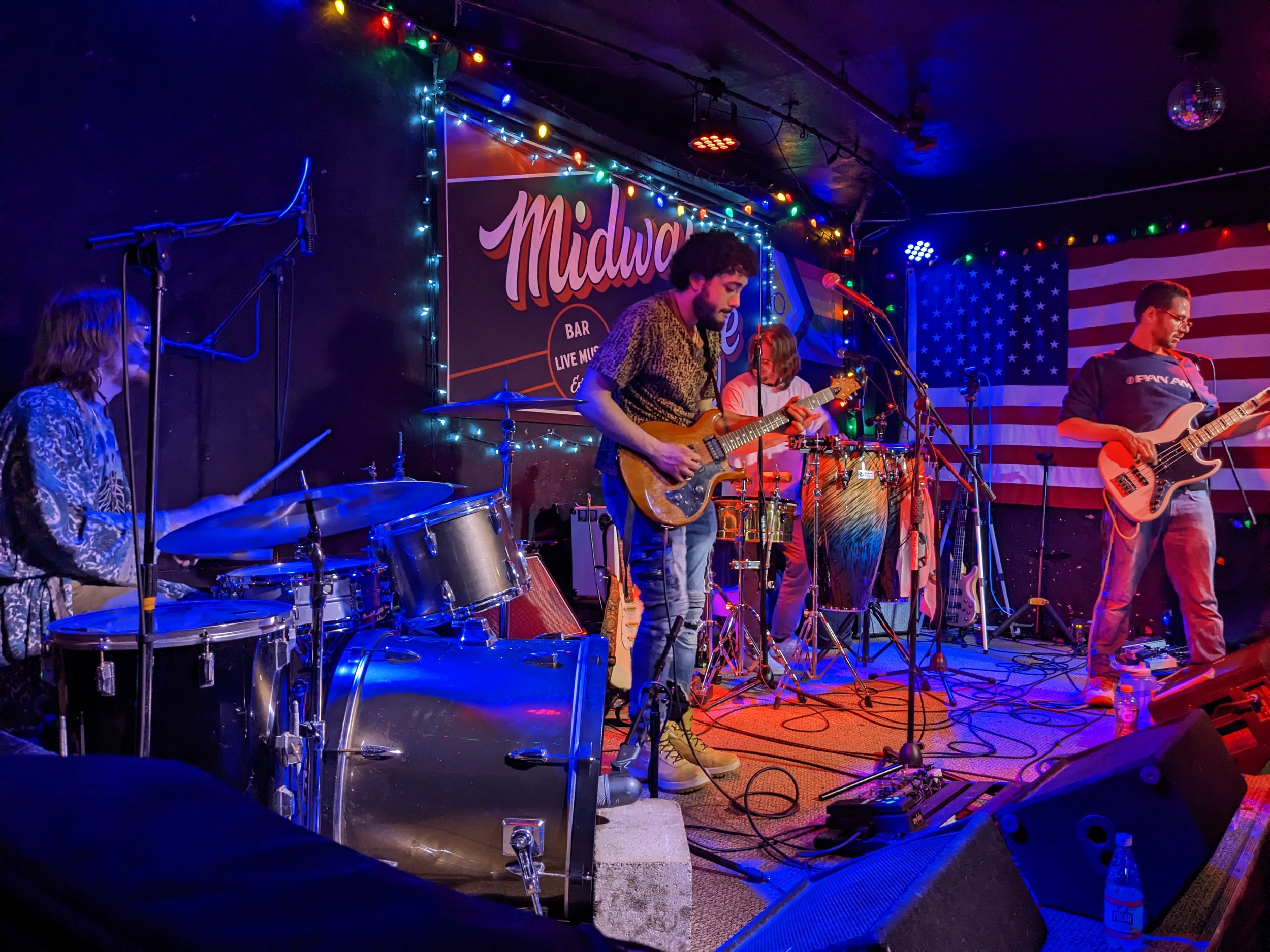 230401-live-review-midway-cafe-hilltop (3).jpg