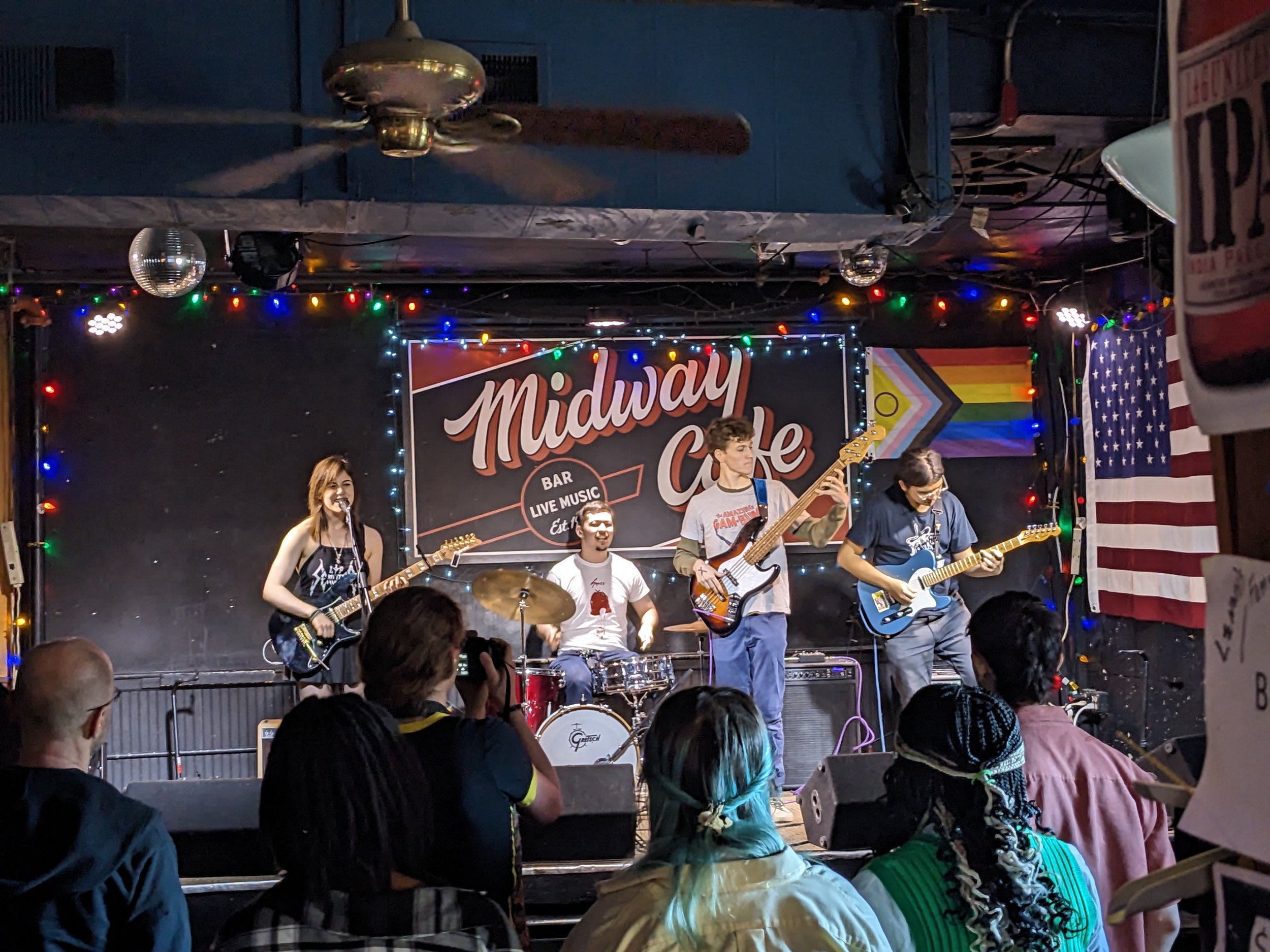 230409-live-review-midway-cafe-Sophies-body-Supermarket-Parking-Lot-Ziggy-Moon-Foxy-Grandpa (9).jpg