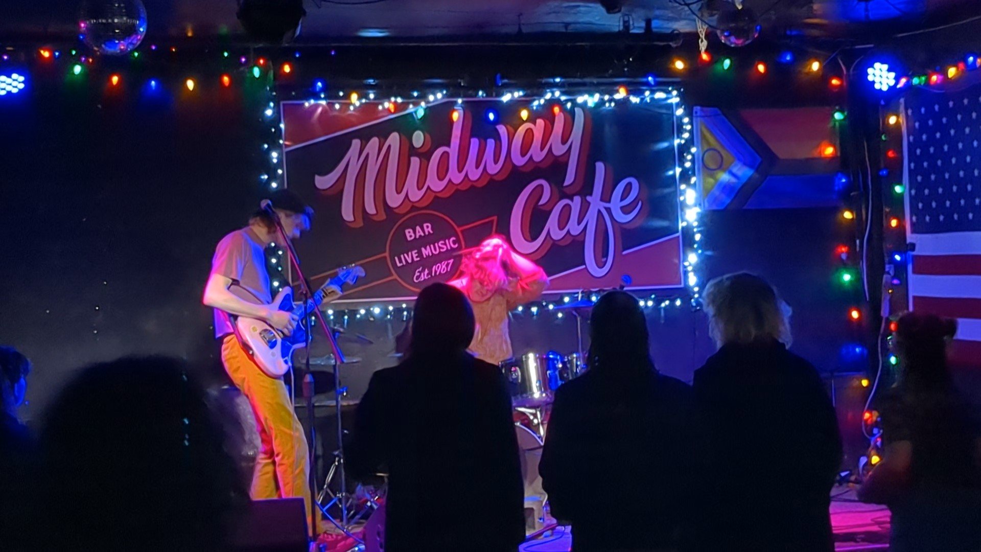 240304-live-review-midway-cafe-Drug-Deal-Gone-Rad (6).jpg