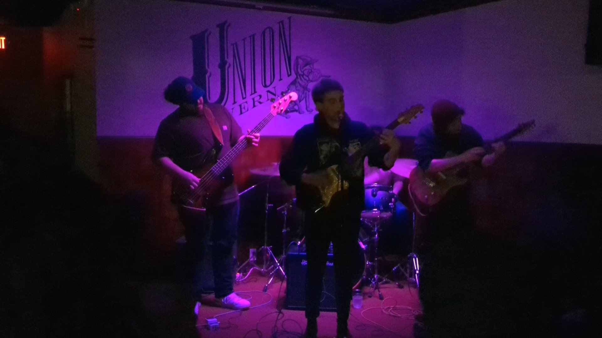 240329-live-review-union-tavern-Voided-Shape (2).jpg