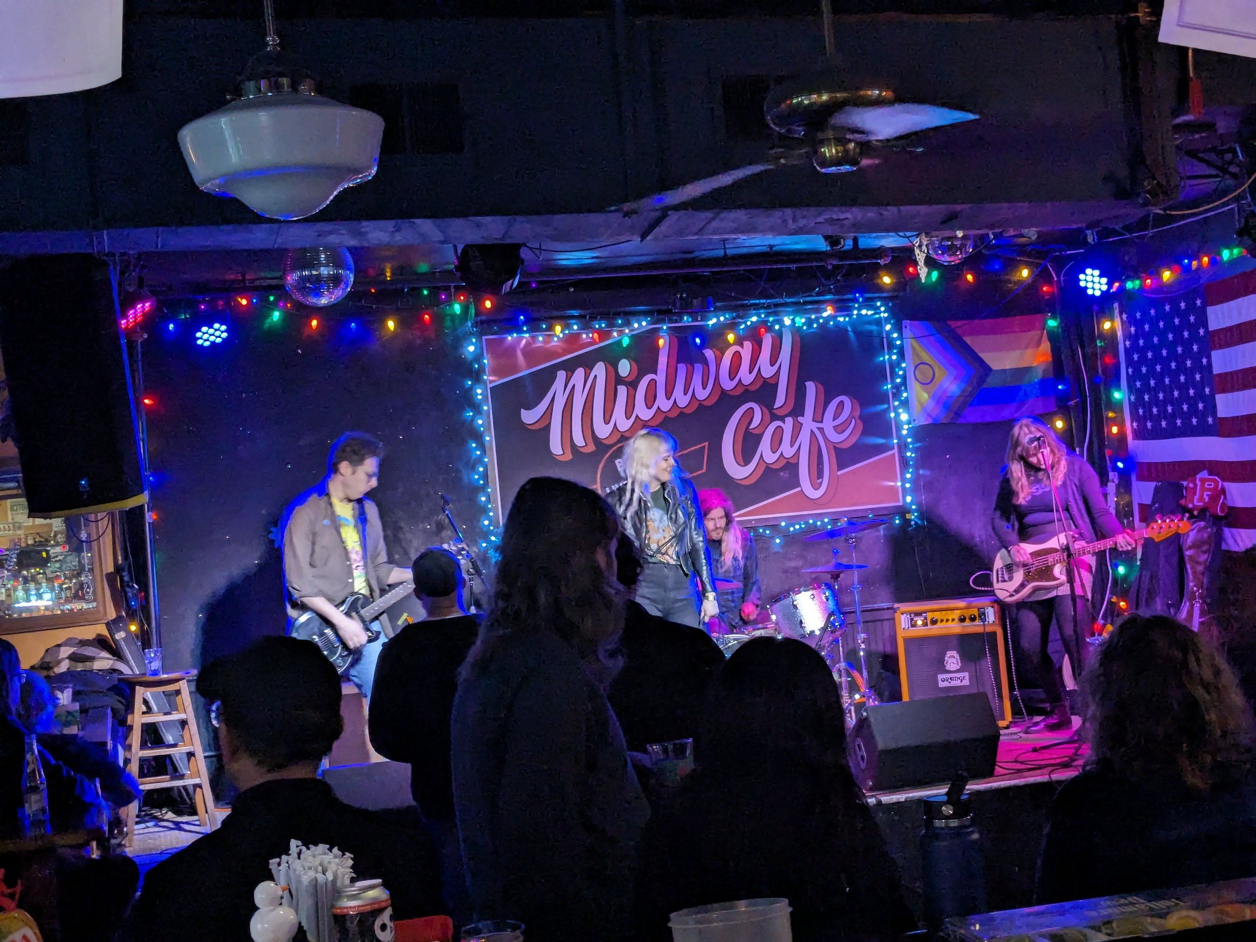240413-live-review-midway-cafe-electric-street-queens (1).jpg