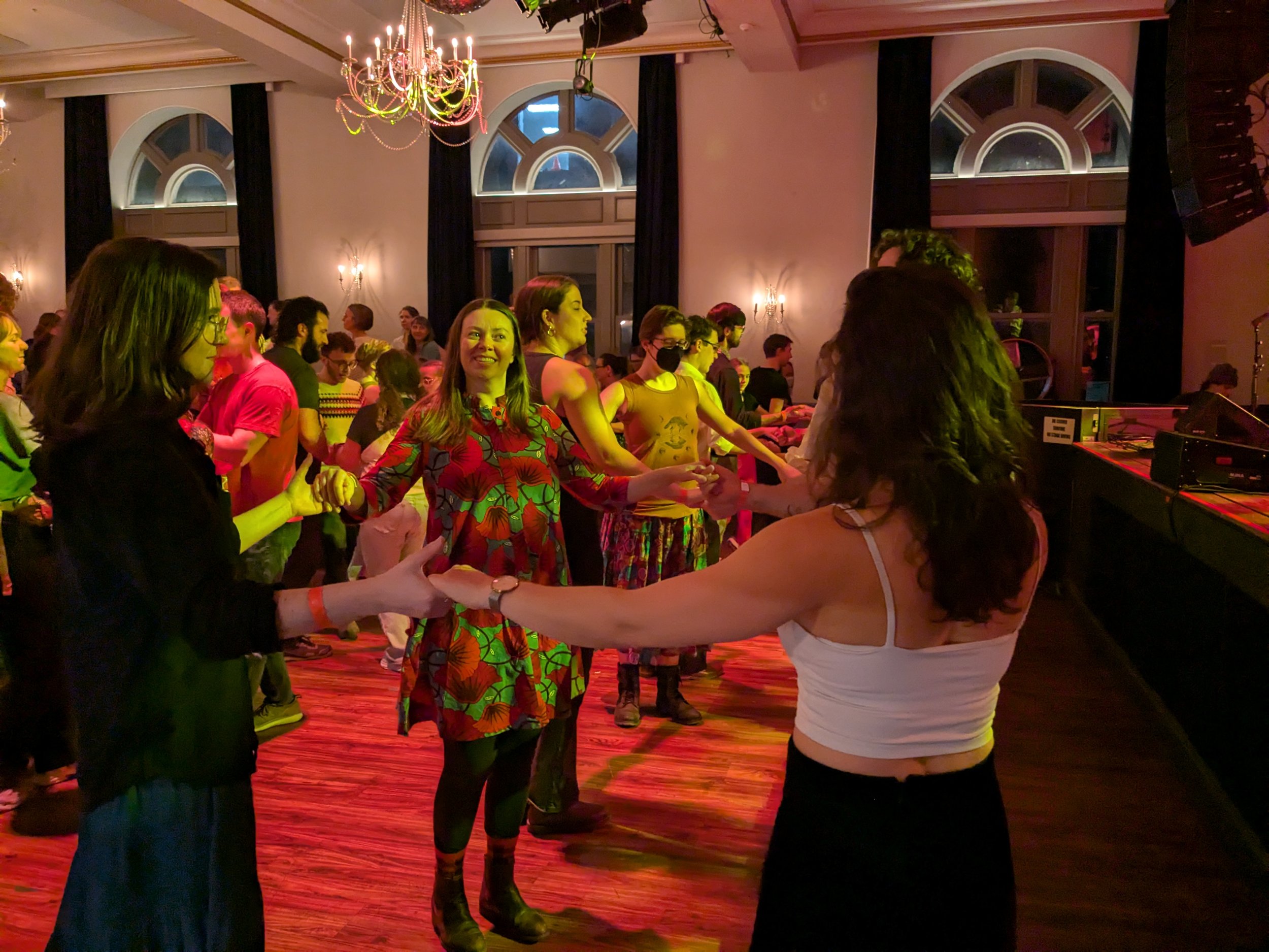 250117-live-review-crystal-ballroom-boston-urban-ceilidh-contra-dance (12).jpg