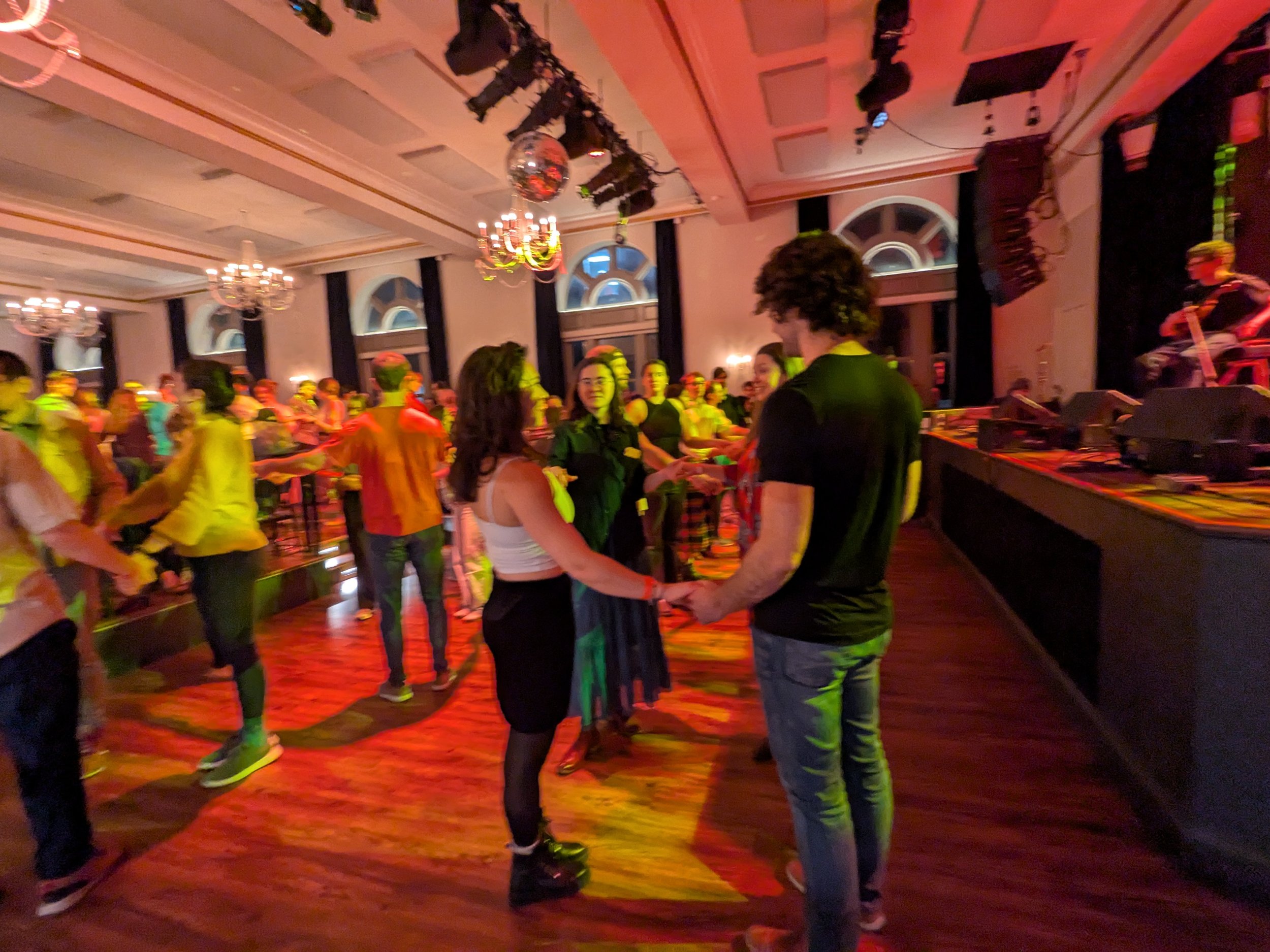 250117-live-review-crystal-ballroom-boston-urban-ceilidh-contra-dance (10).jpg