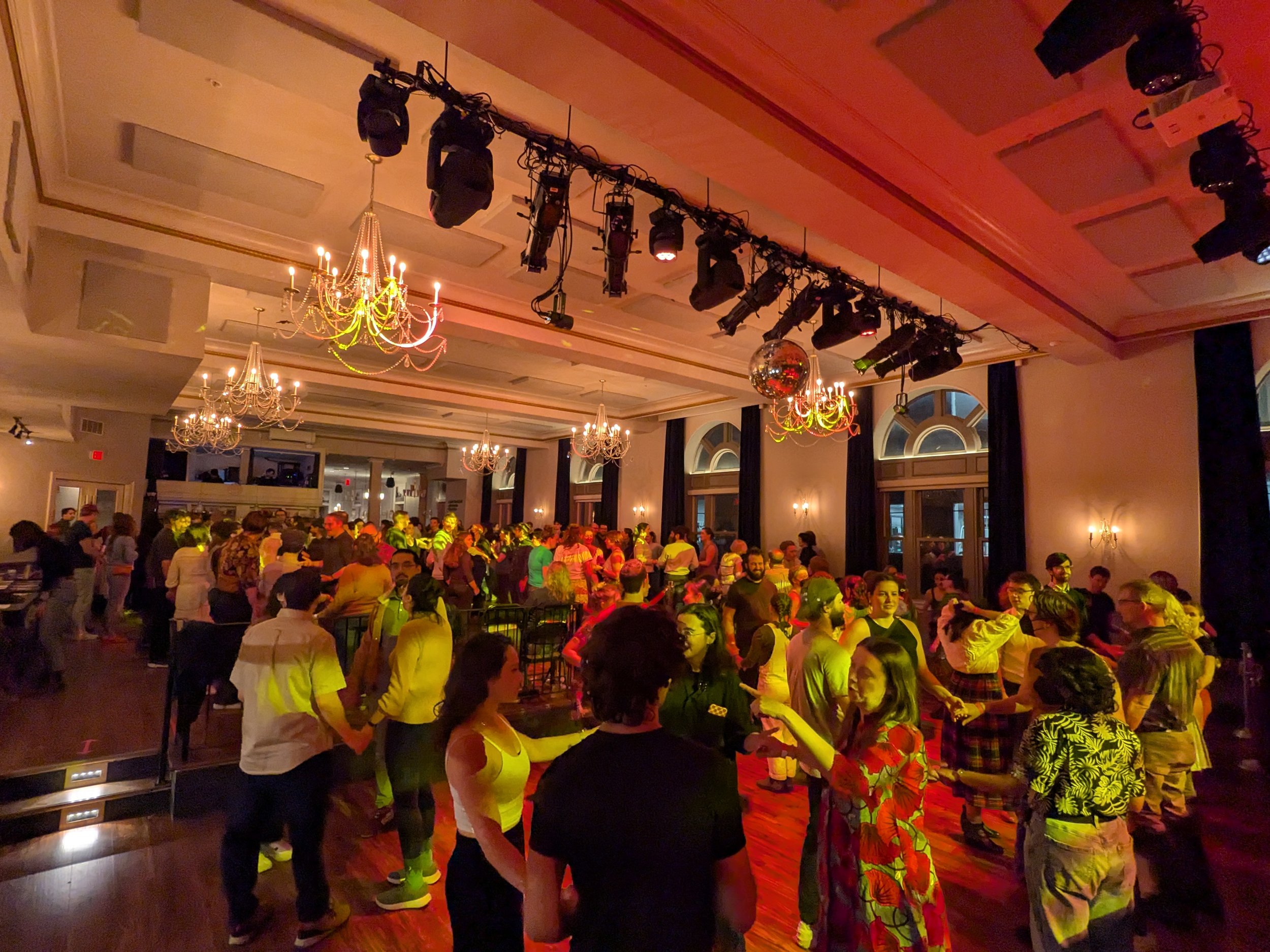 250117-live-review-crystal-ballroom-boston-urban-ceilidh-contra-dance (9).jpg