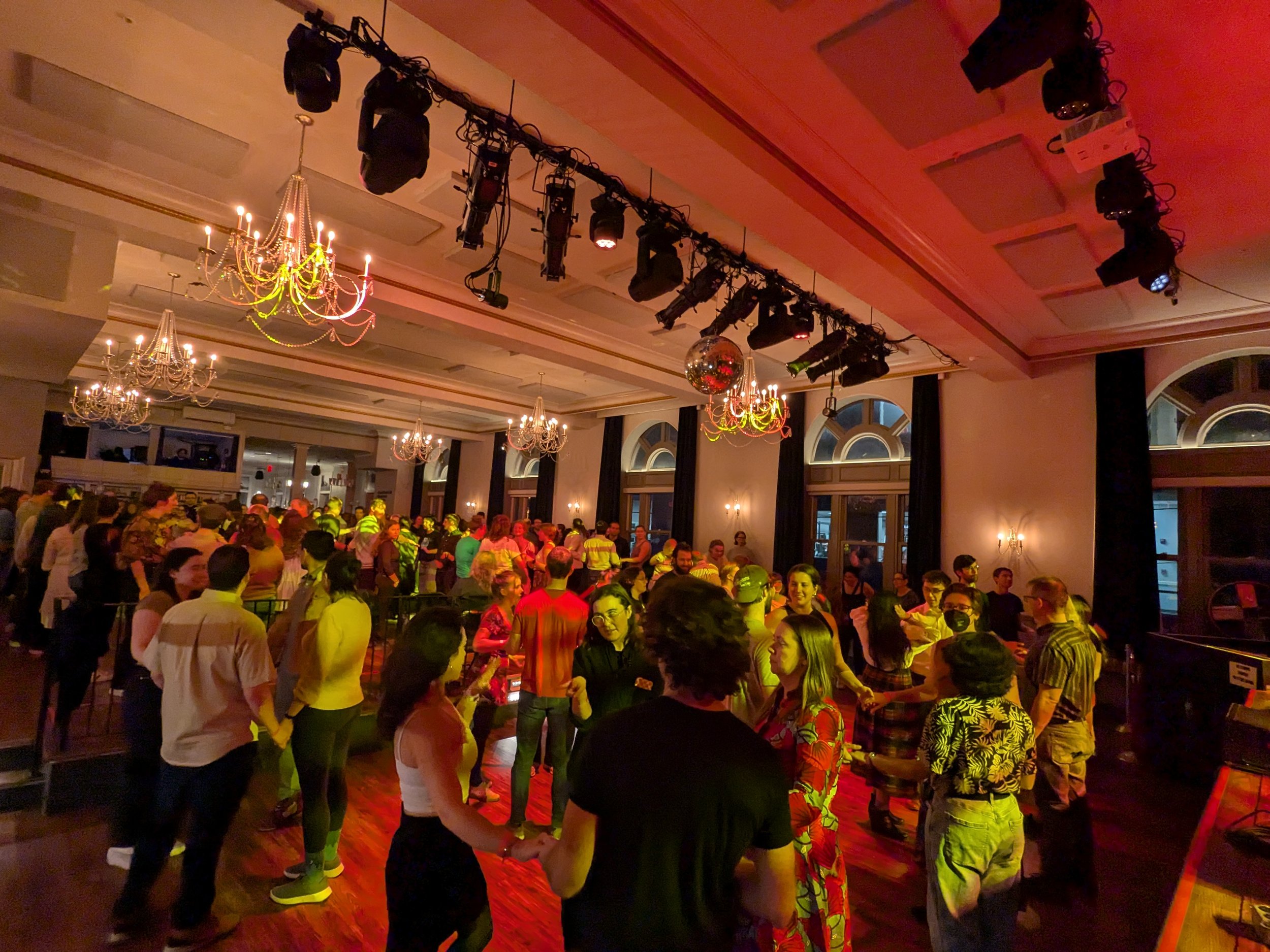 250117-live-review-crystal-ballroom-boston-urban-ceilidh-contra-dance (8).jpg
