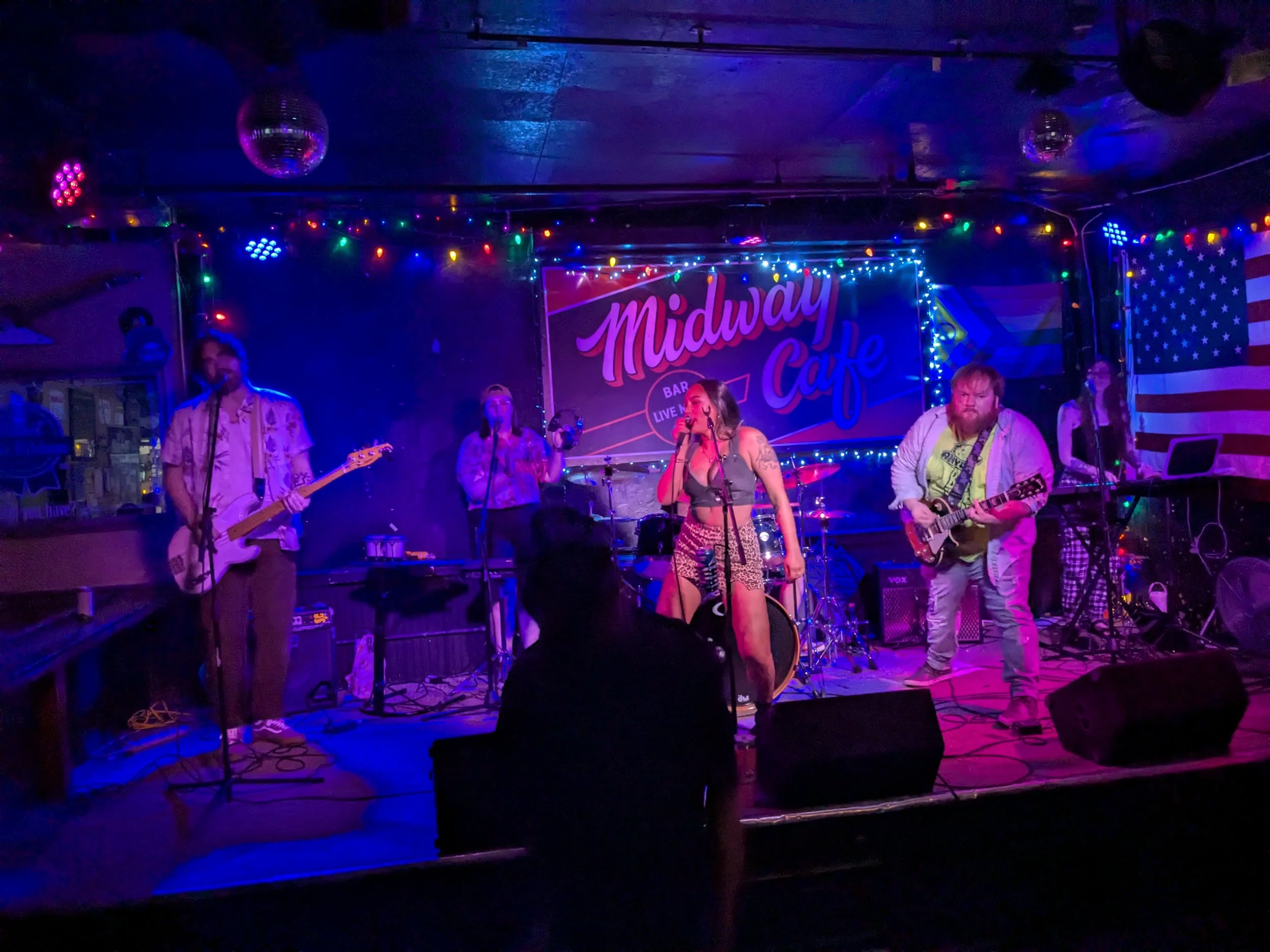 250802-live-review-midway-cafe-Lions-and-Lavender (2).jpg
