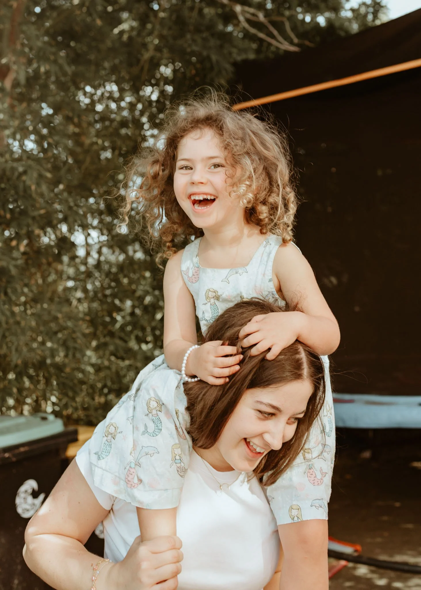 Michaela-Olovsson-Photography-in-home-family-photography-northern-beaches-14.jpg