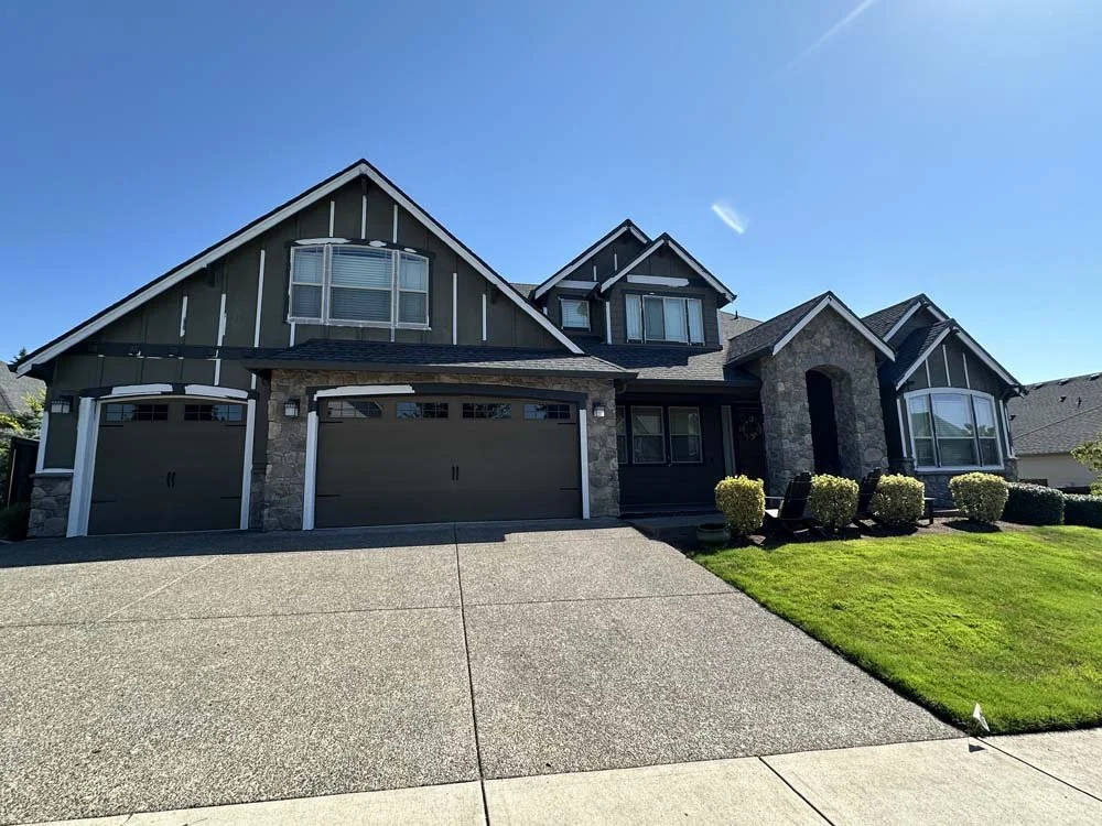 Trillium-Exterior house painting-14.jpg