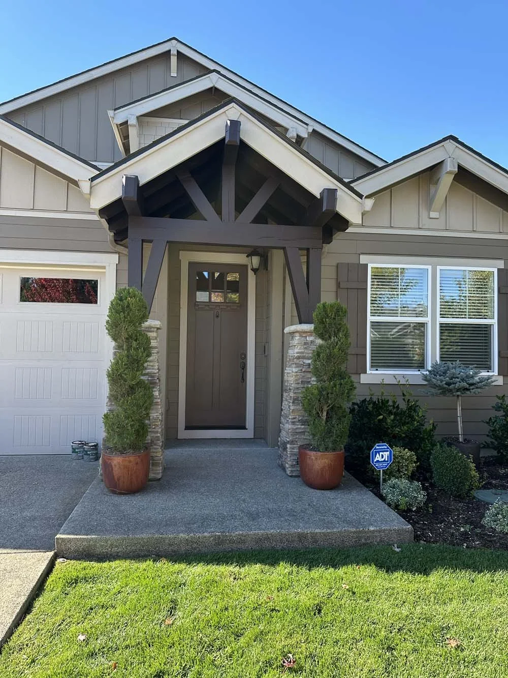 Trillium-Deck fence wood staining-18.jpg