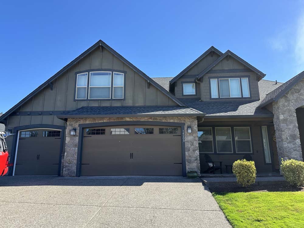 Trillium-Exterior house painting-10.jpg