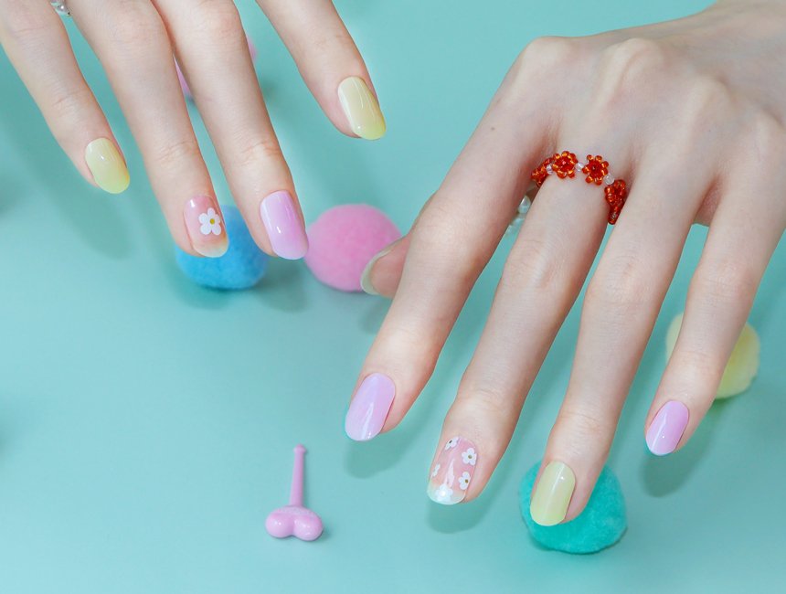 Glossyblossom Semi-Cured Nails Daily Daisy | OoshTush | K-beauty | Free Shipping Over $40 USD
