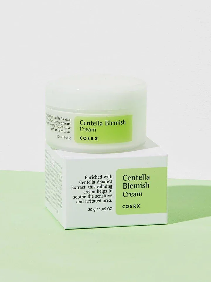 centella-blemish-cream-cosrx-official-2_720x.webp