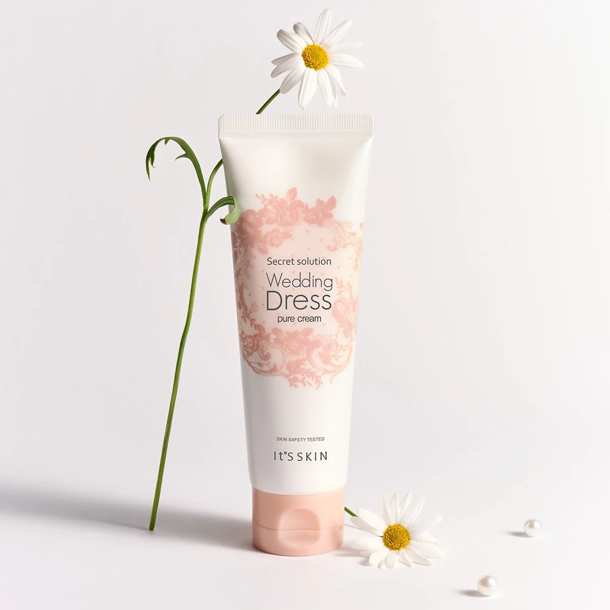 🤍✨ A K-beauty classic worth remembering!
It&rsquo;s Skin Secret Solution Wedding Dress Pure Cream 100ml is one of those iconic early-generation tone-up creams&mdash;instantly giving face &amp; body a soft, milky, even-looking finish. 💕

An oldie bu