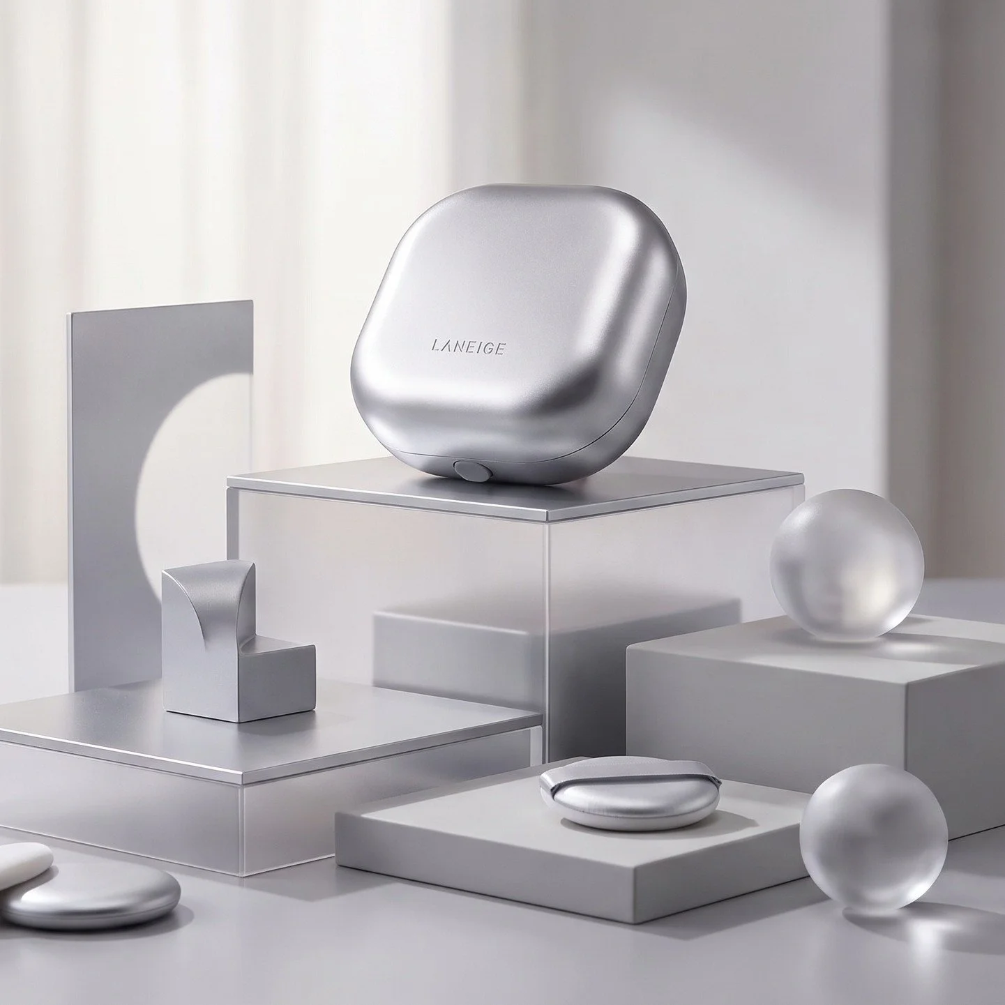 🖤✨ Matte, smooth, and ready for anything.
Meet the LANEIGE The Matte Cushion Foundation for a refined, soft-matte finish with buildable coverage that keeps your base looking polished. 💕 Perfect for effortless K-beauty makeup days!

#Laneige #Korean