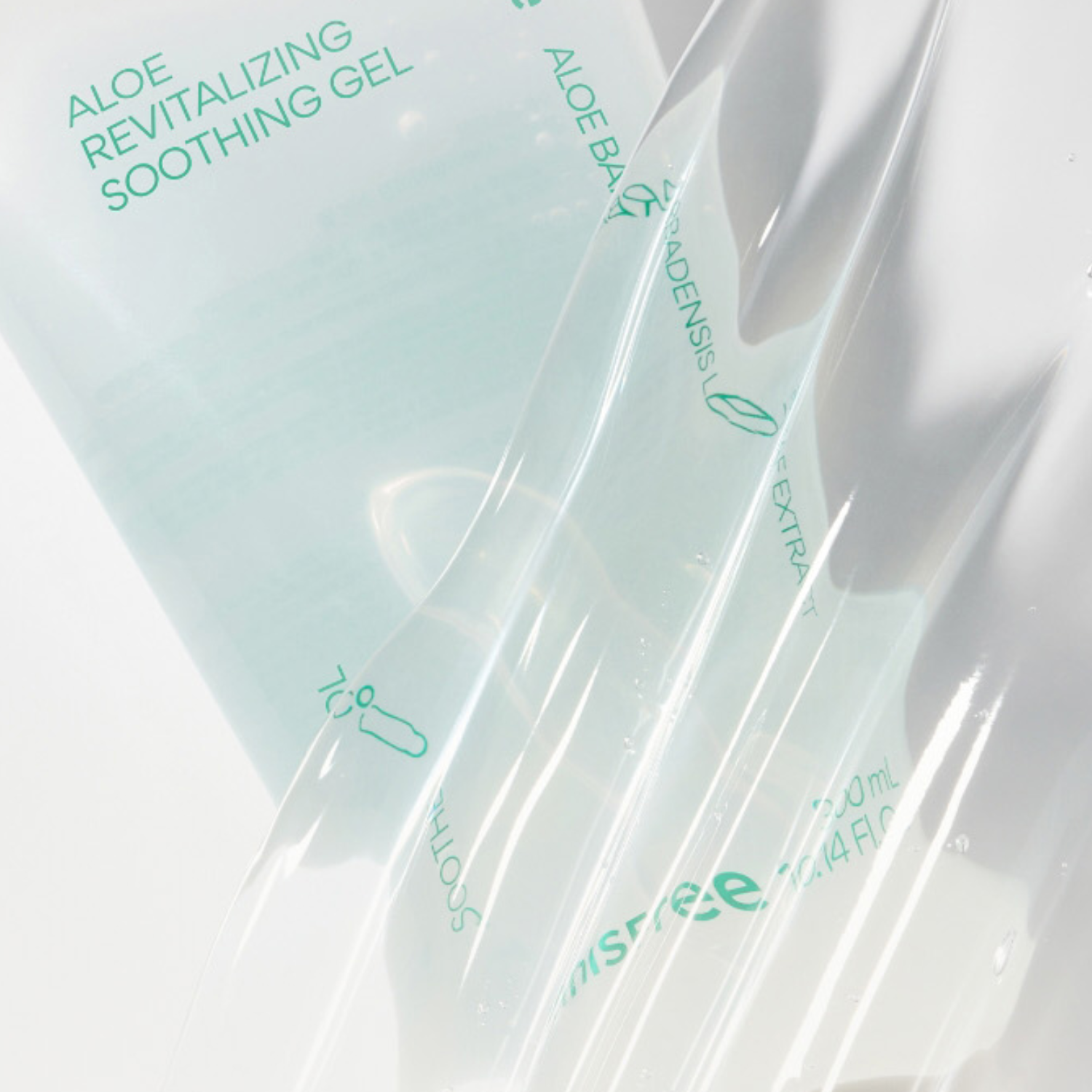 Innisfree Aloe Revital Soothing Gel 300ml | OoshTush | K-Beauty | Korean Skincare