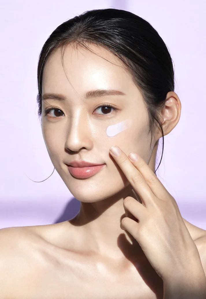 Tone-Up-Suncream-purple-Jpg-05.webp