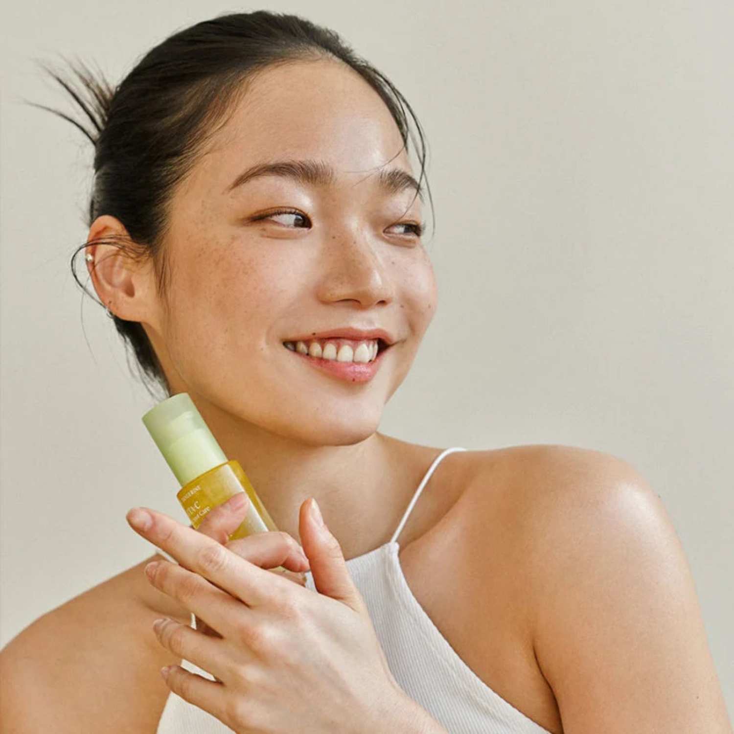 Goodal Green Tangerine Vita C Dark Spot Care Serum 30ml