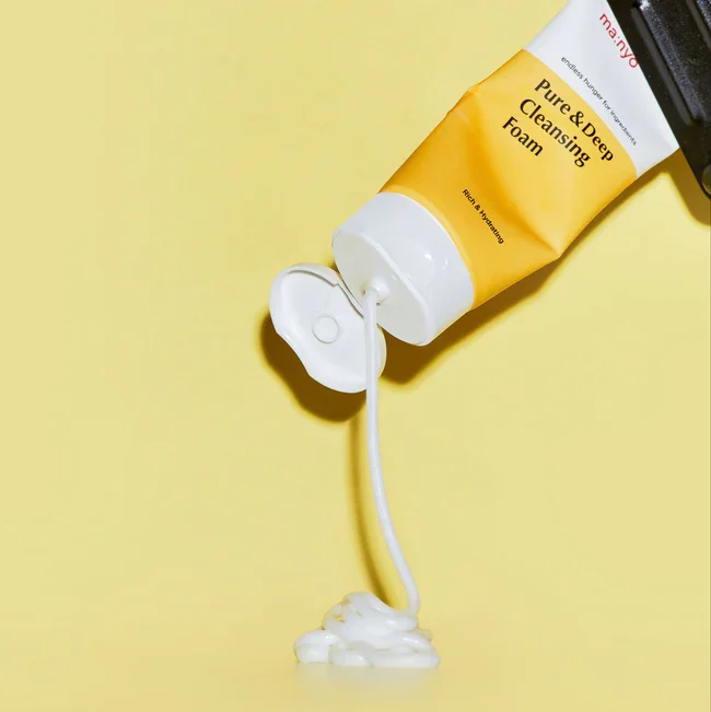 Ma_nyo_Pure_Deep_Cleansing_Foam_100ml_TEXTURE.webp