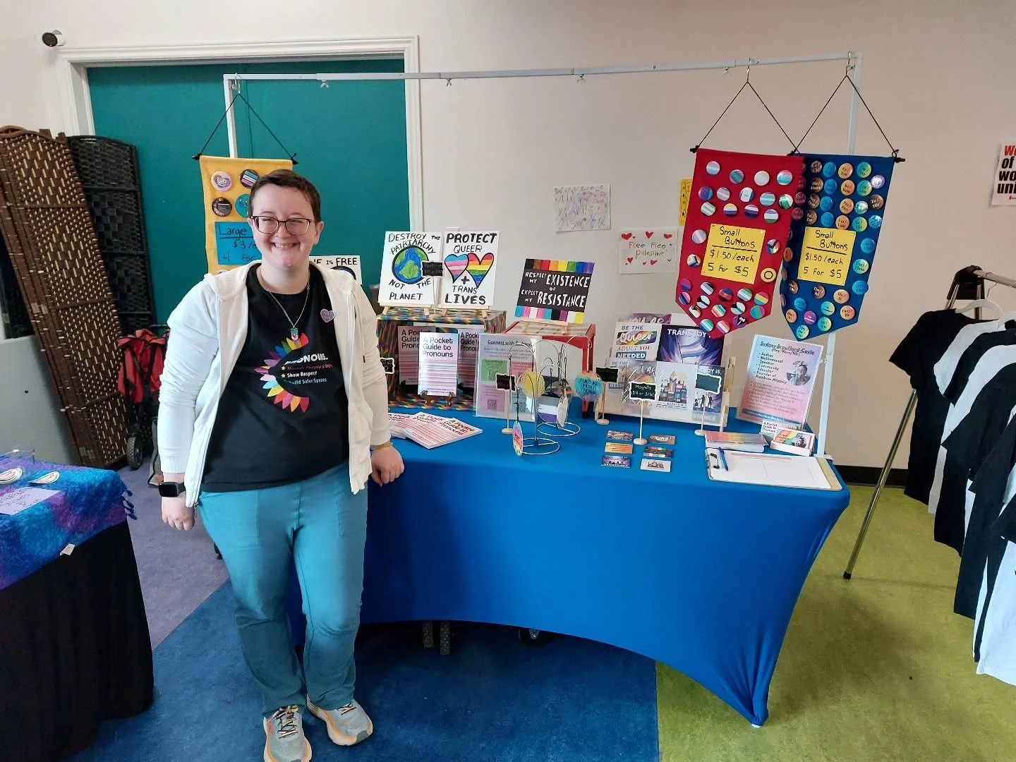 Happy Trans Day of Visibility! 

I'm proud to be a visibly trans person. To use ney/nem pronouns. To have recently gotten top surgery. To always have some button, shirt, or other thing that shows me as trans.

I'm proud to be a trans activist. To fac