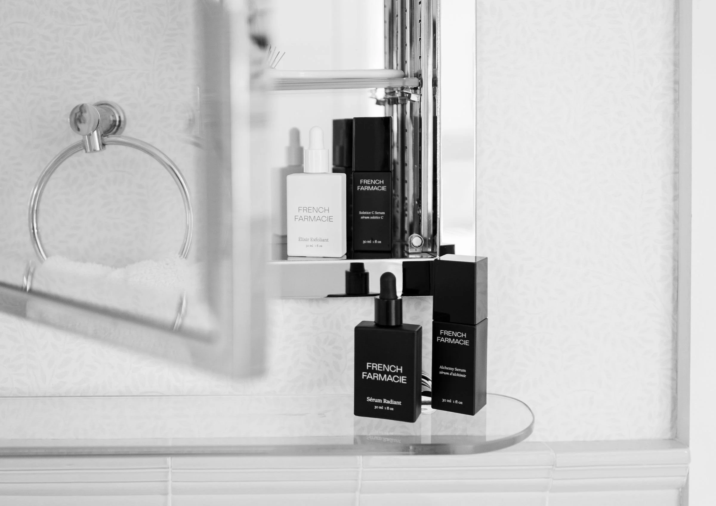 French Farmacie Brings Plant-Grown Growth Factors to Skin Minimalism