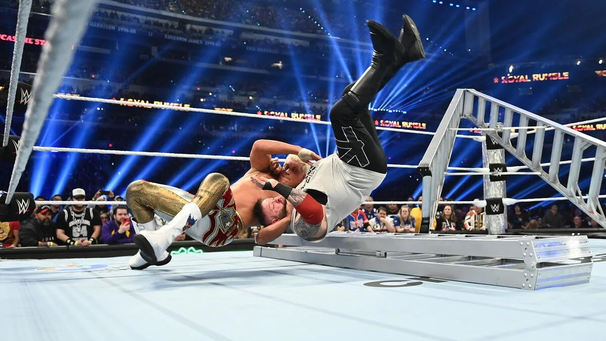 Cody Rhodes: "Érdekelne egy First Blood vagy szögesdrótos kötelekkel vívott meccs"